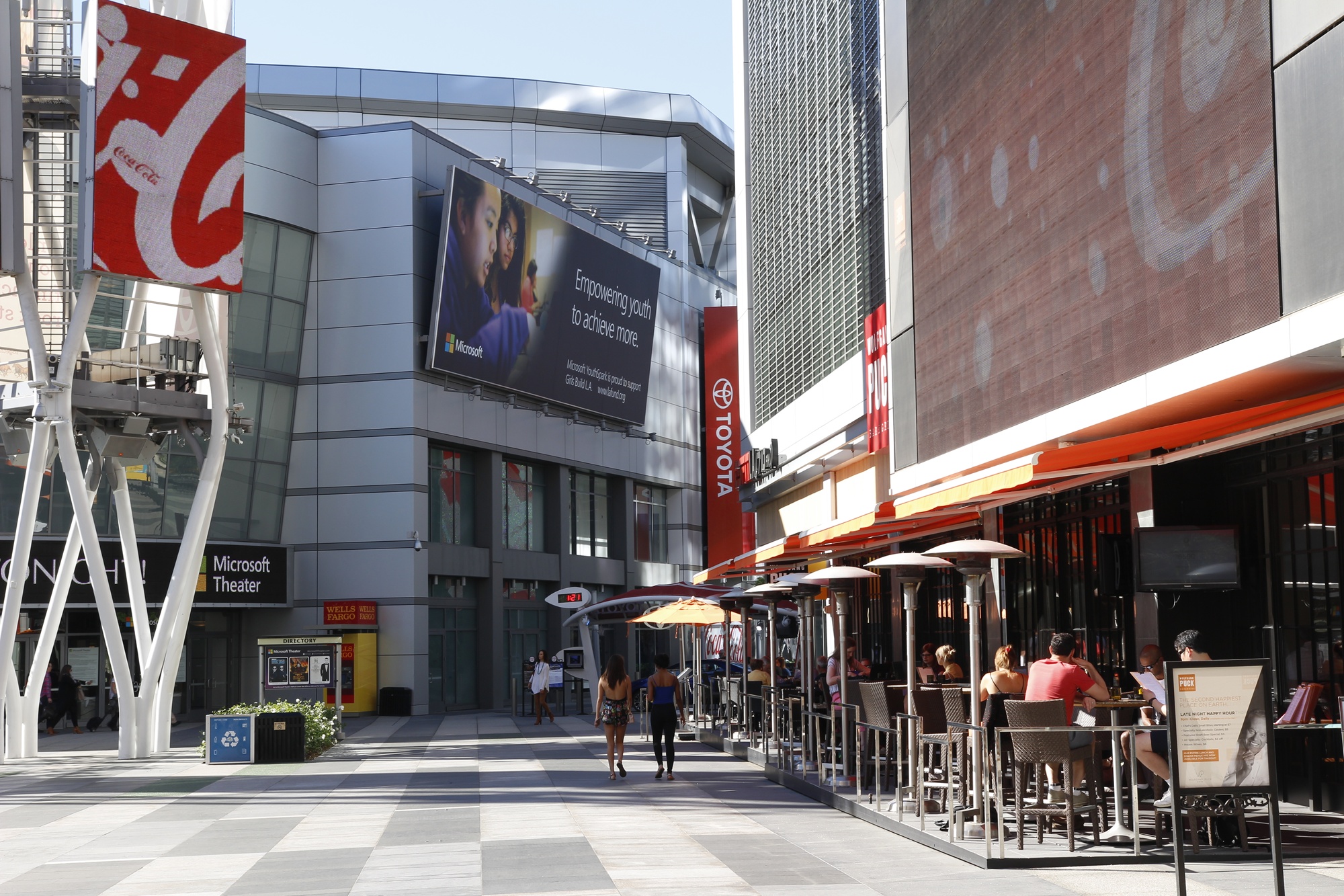 Staple Center (4)