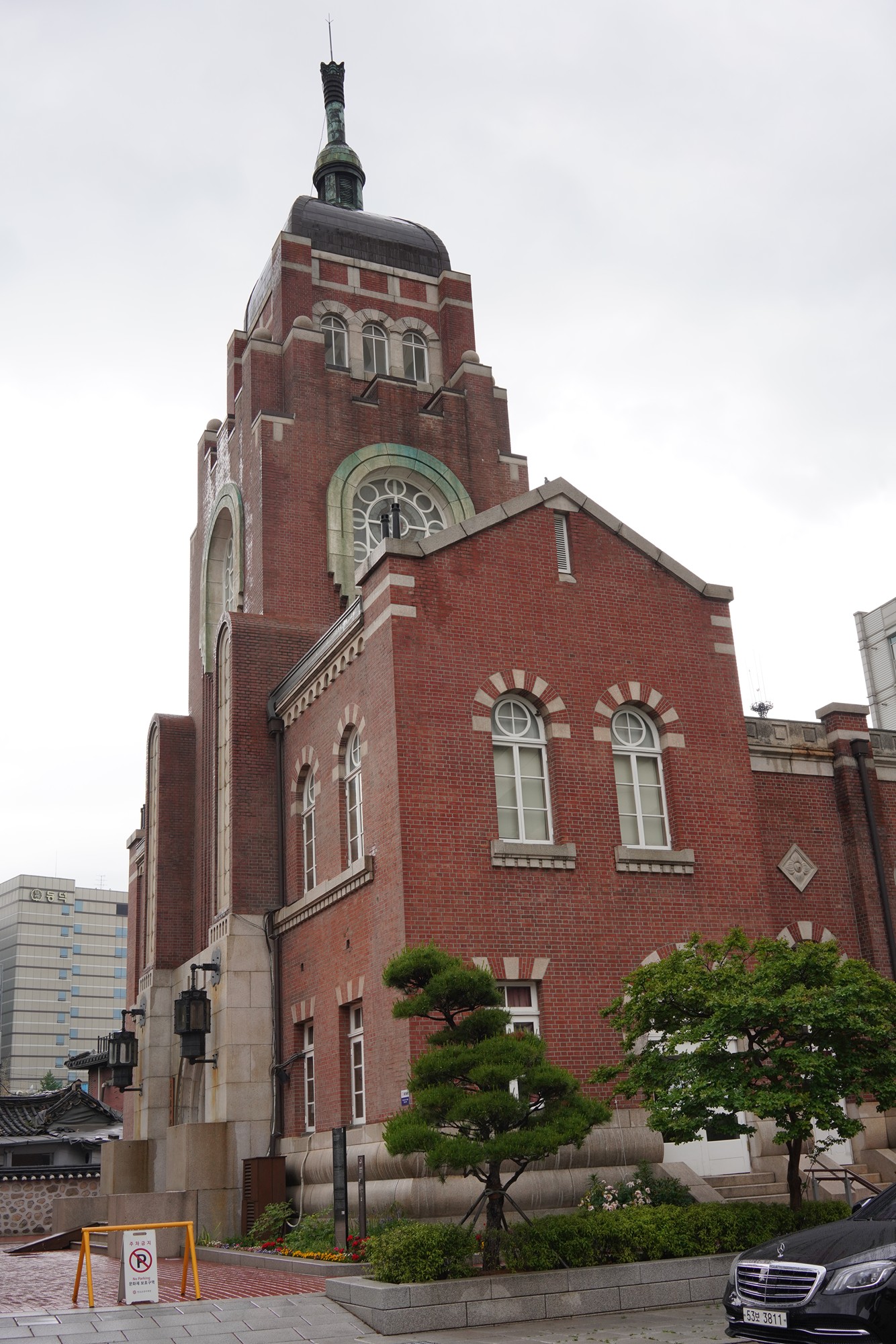 Cheondogyo cathedral