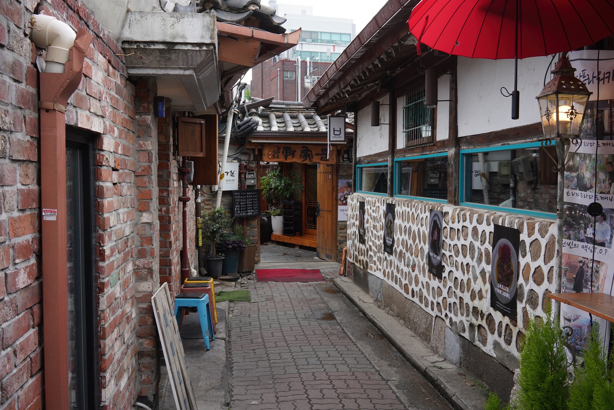 Ikseondong Hanok Village (12)