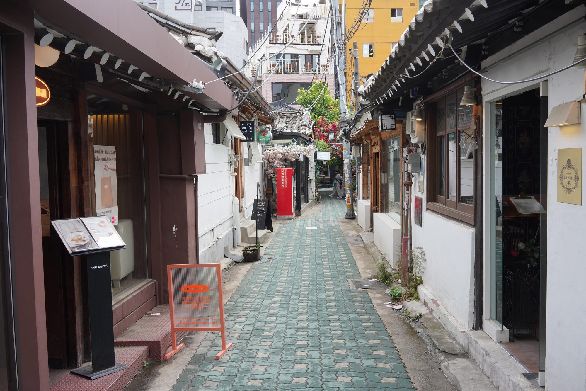 Ikseondong Hanok Village (5)