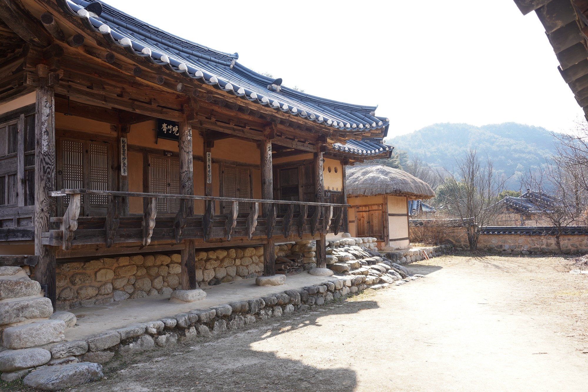 YeongJu (92)