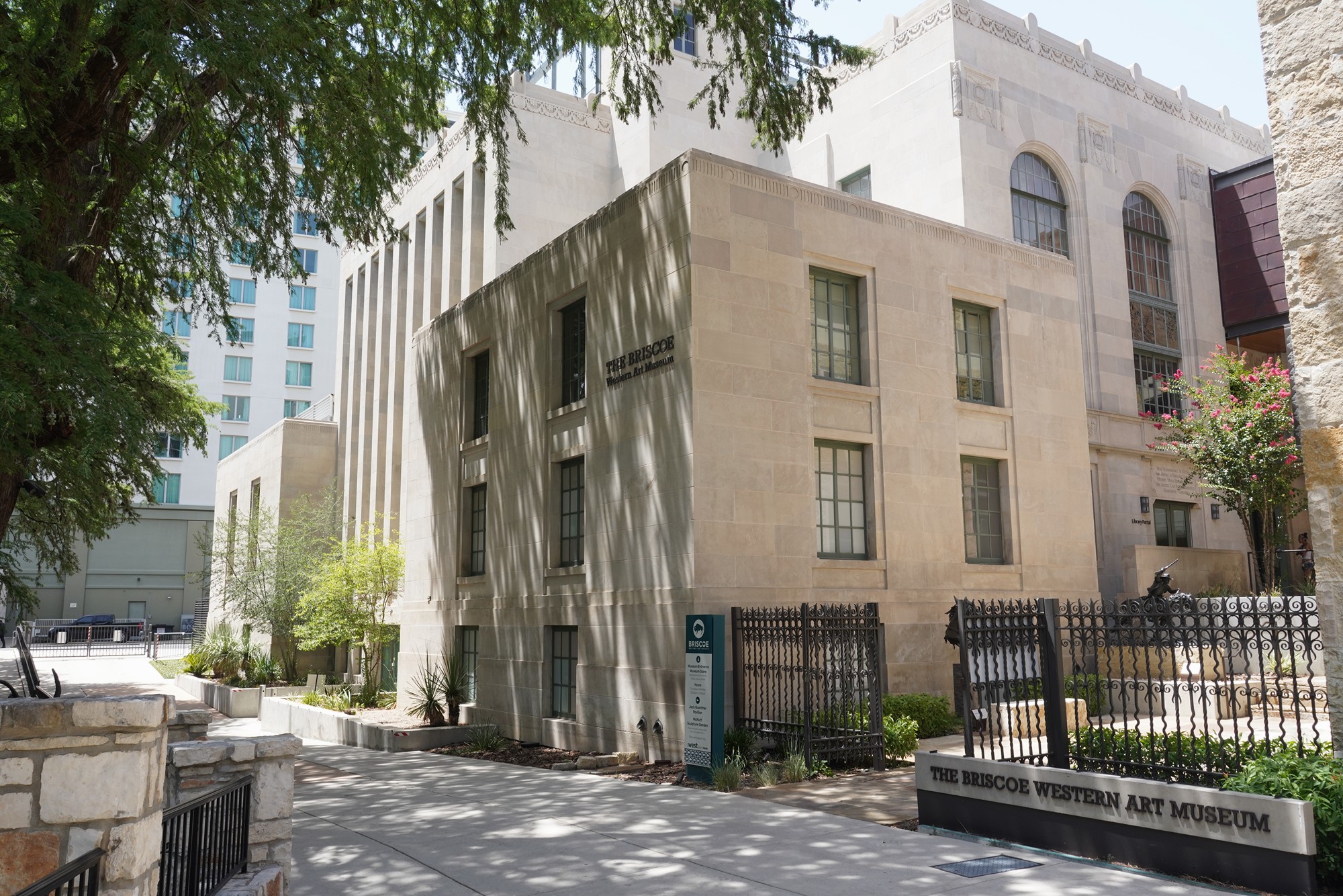 Briscoe Western Art Museum (3)