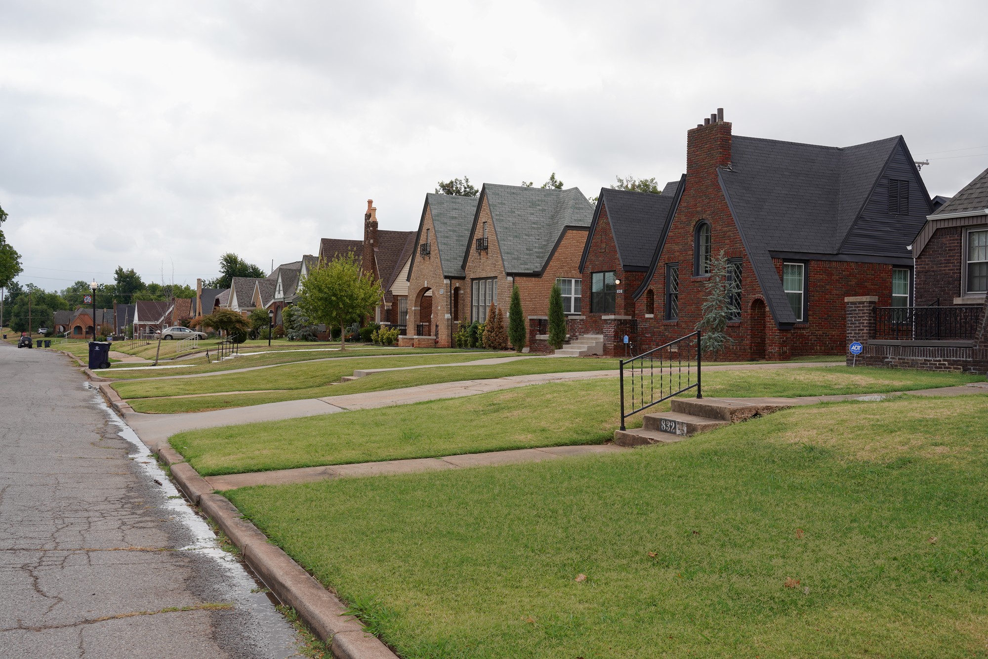 Brick Houses in Oklahoma City (26)