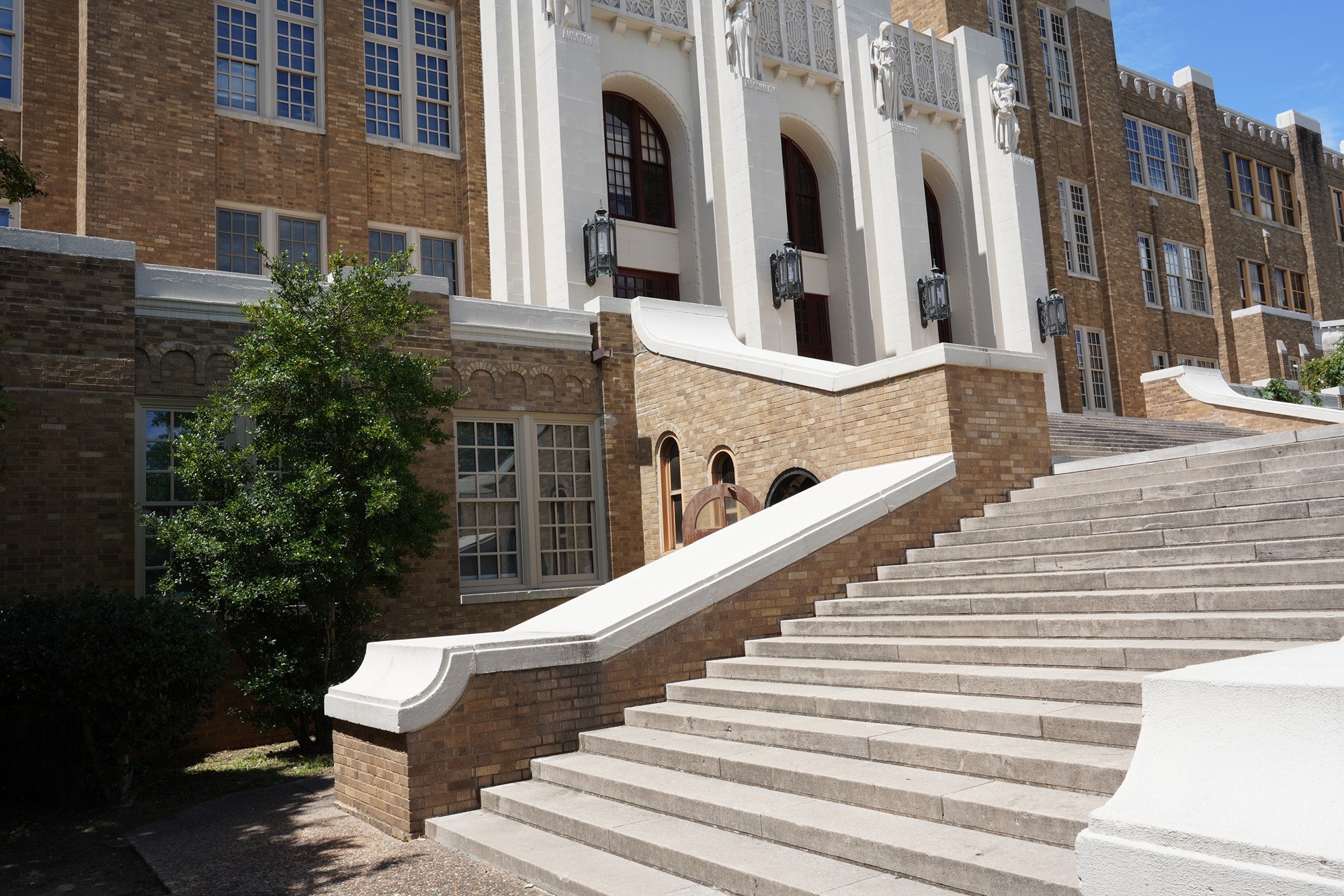 Little Rock Central High School (57)