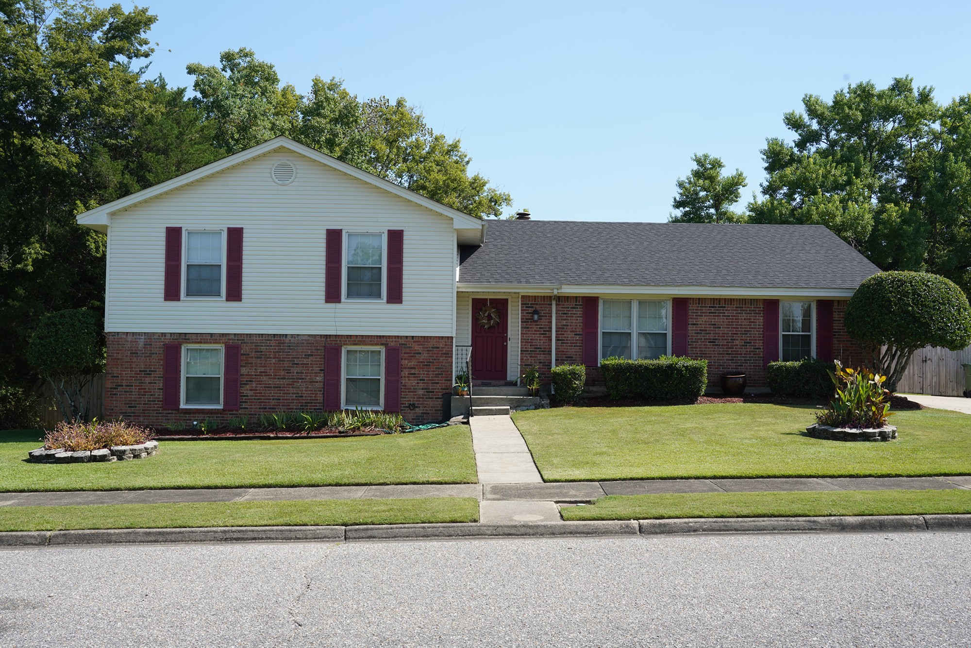 A Montgomery Neighbourhood (15)