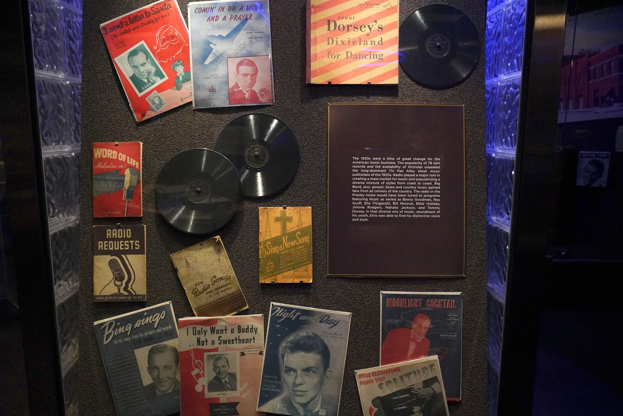 Elvis Presley Birthplace (37)