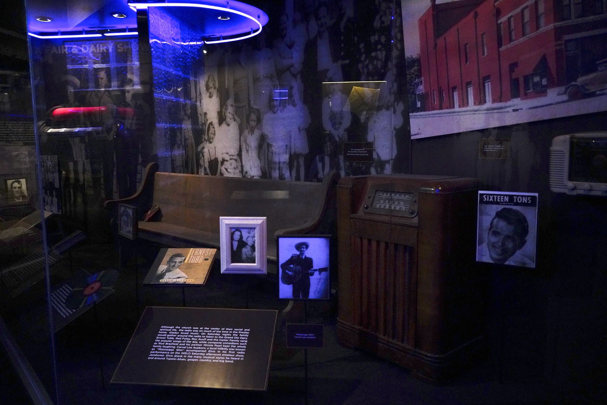 Elvis Presley Birthplace (40)
