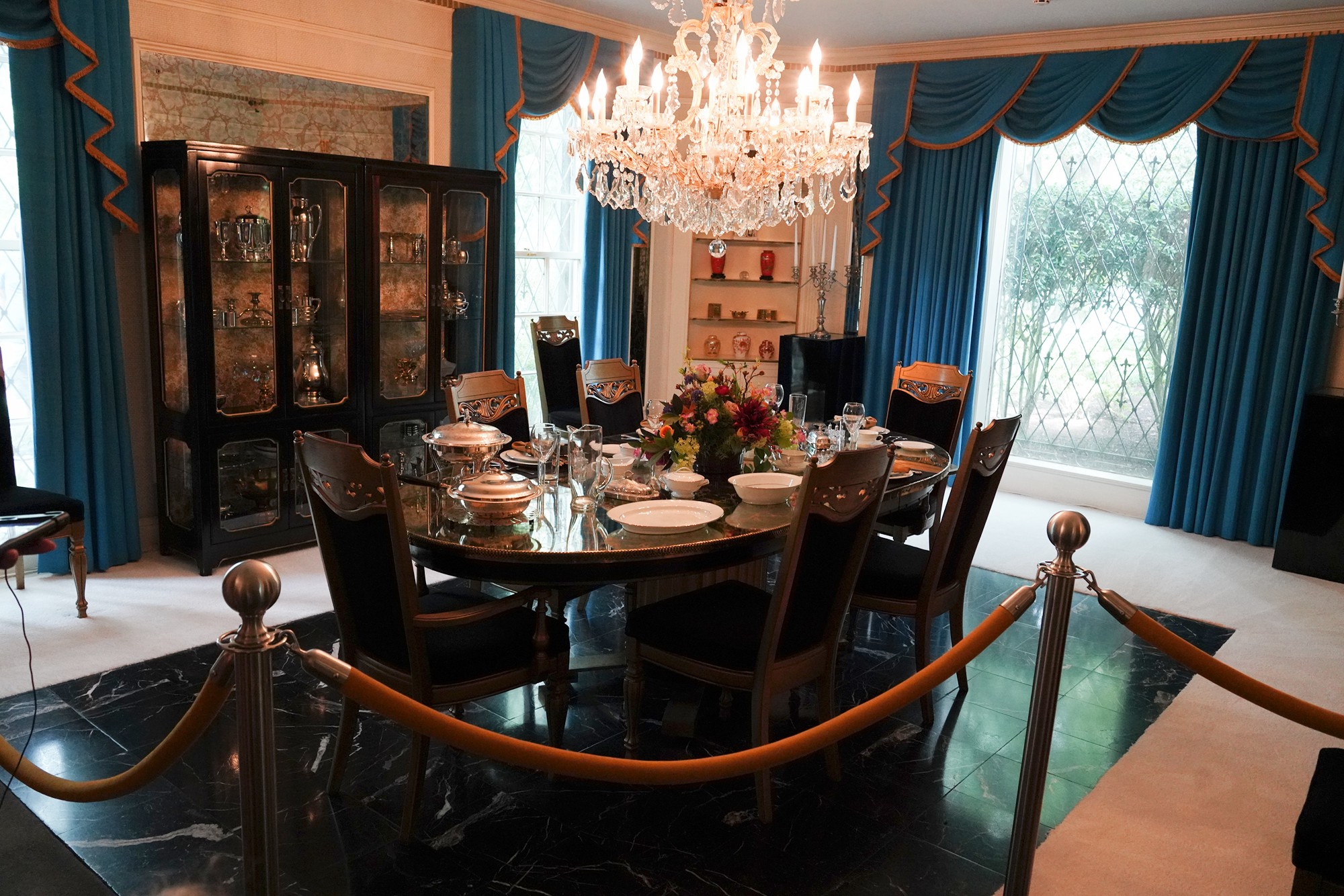 Graceland - Elvis Mension (4)
