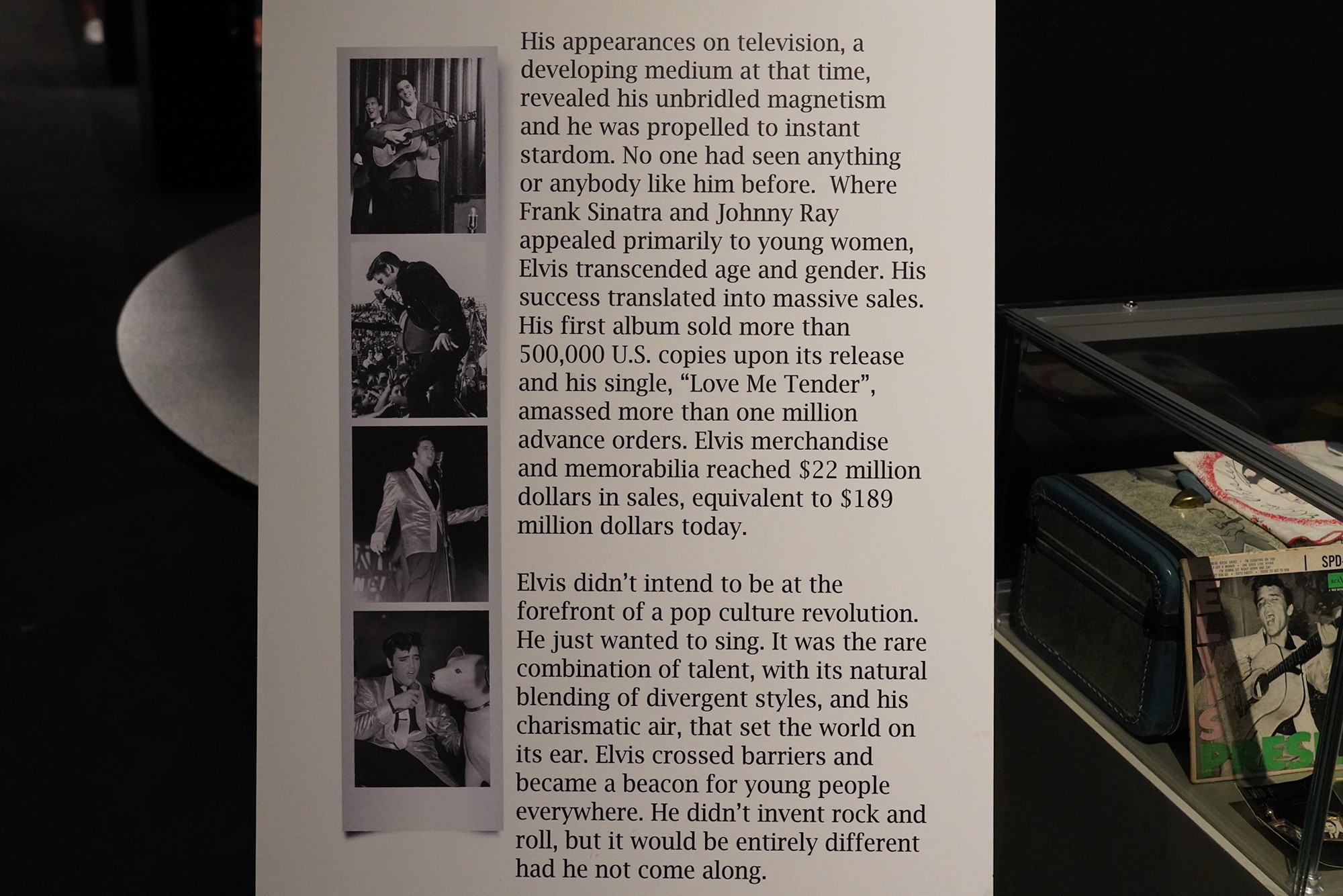 Graceland - Elvis Museum (30)