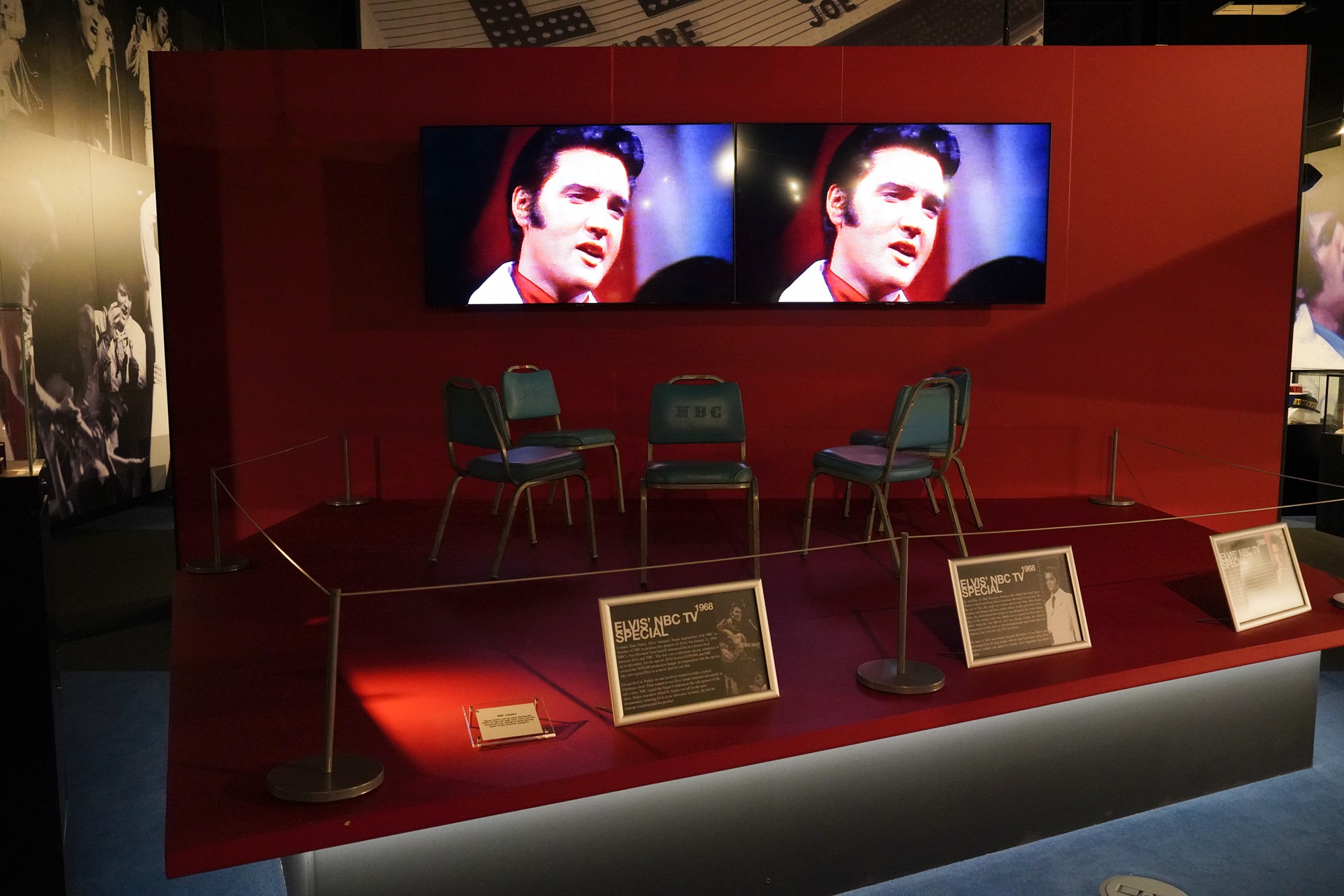 Graceland - Elvis Museum (39)