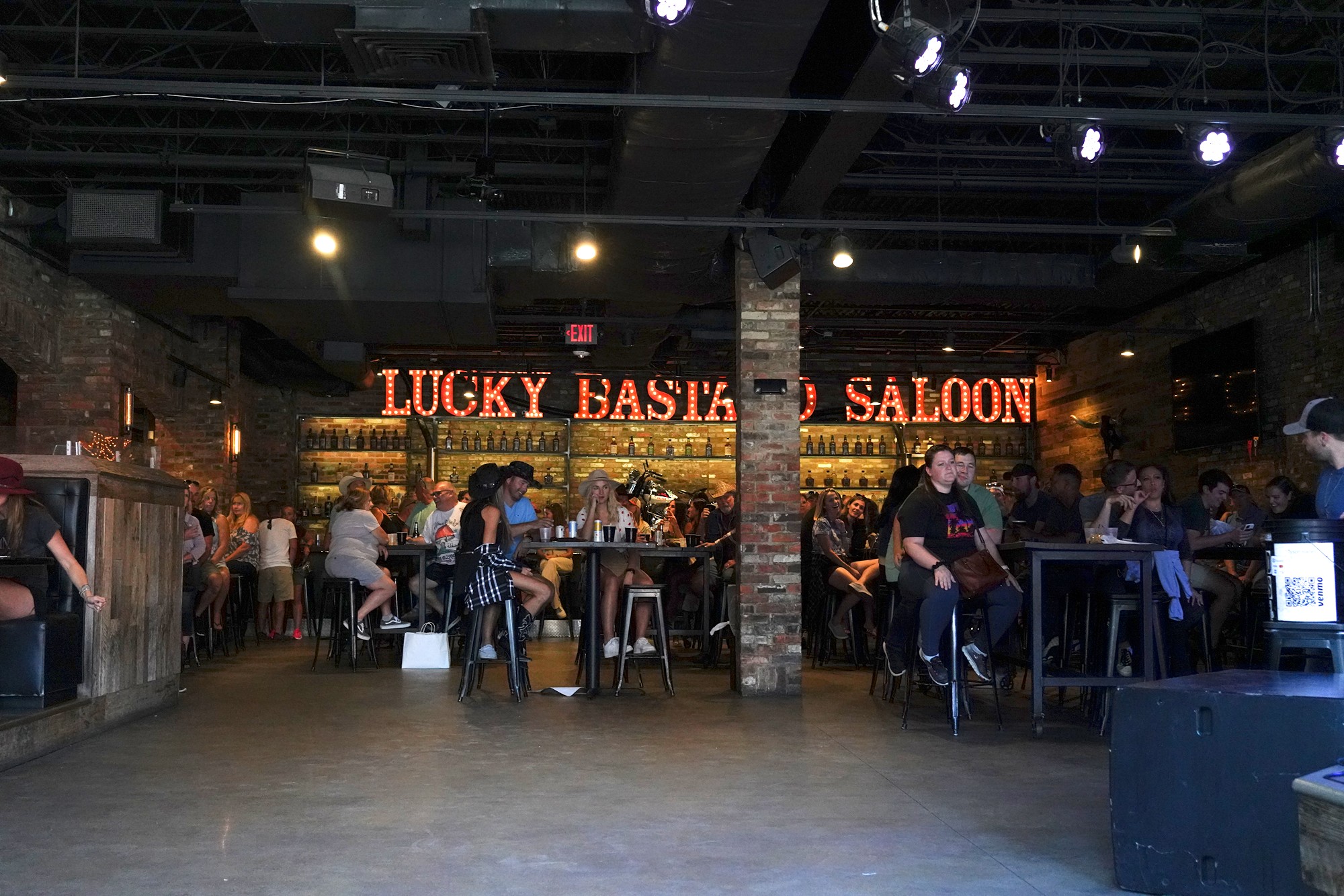 Honky Tonk Highway (35)