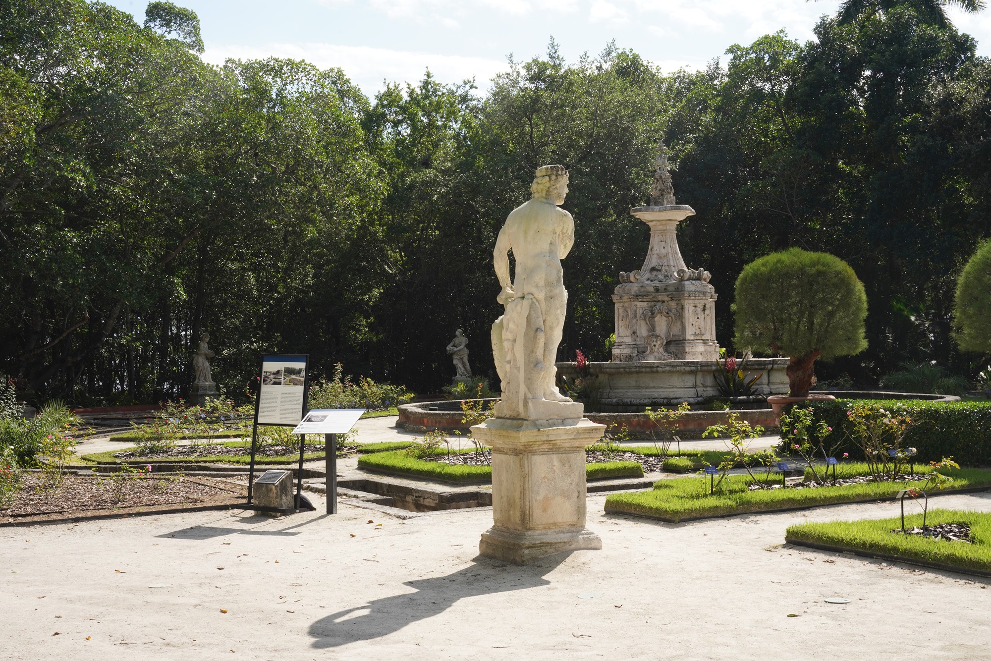 Vizcaya Museum & Gardens (115)