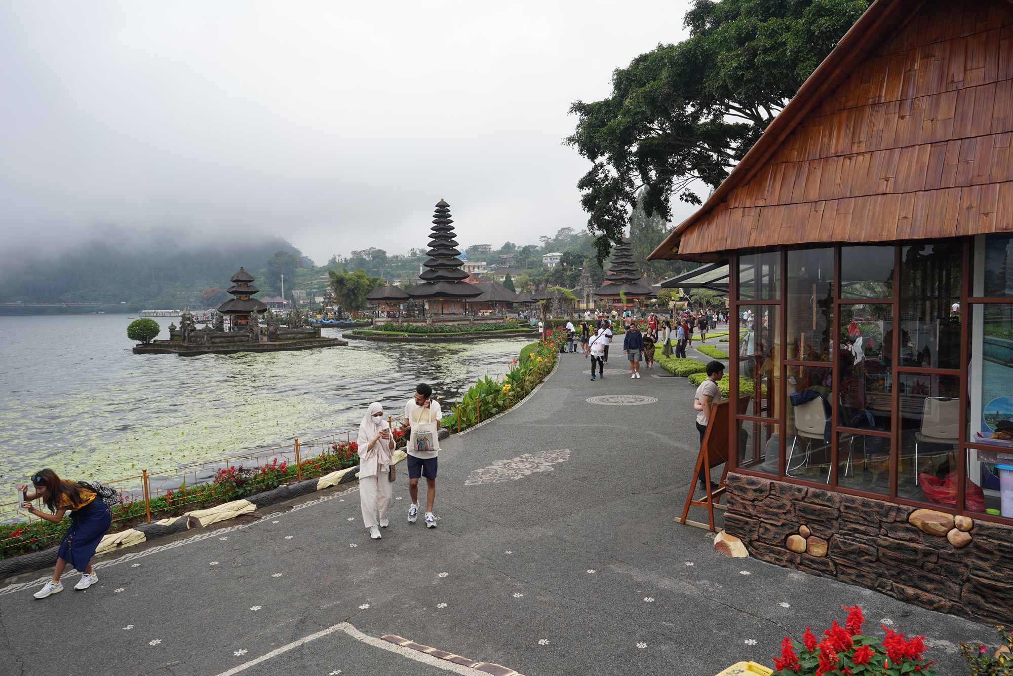 Bali: Taman Ayun, Ulun Danu Bratan, and Tanah Lot Temples