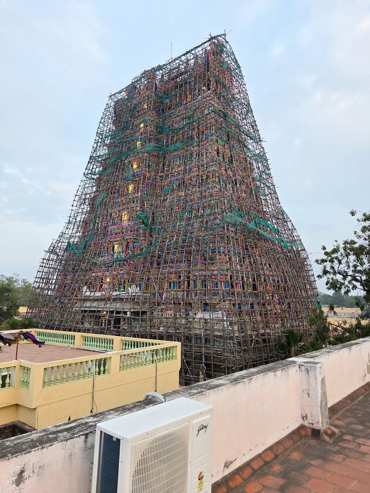 Madurai Sri Meenakshi Amman Temple (16) Madurai Sri Meenakshi Amman Temple (16)