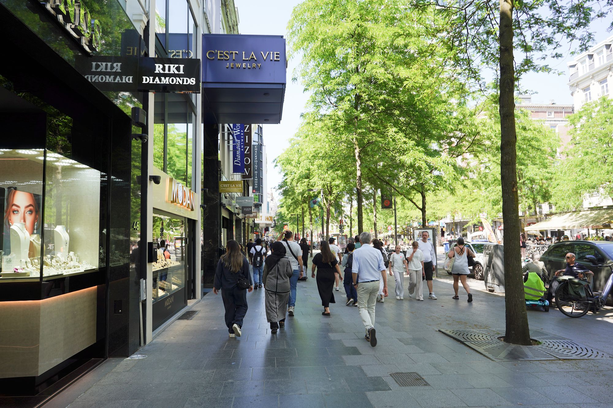 Antwerp Day Trip (14)