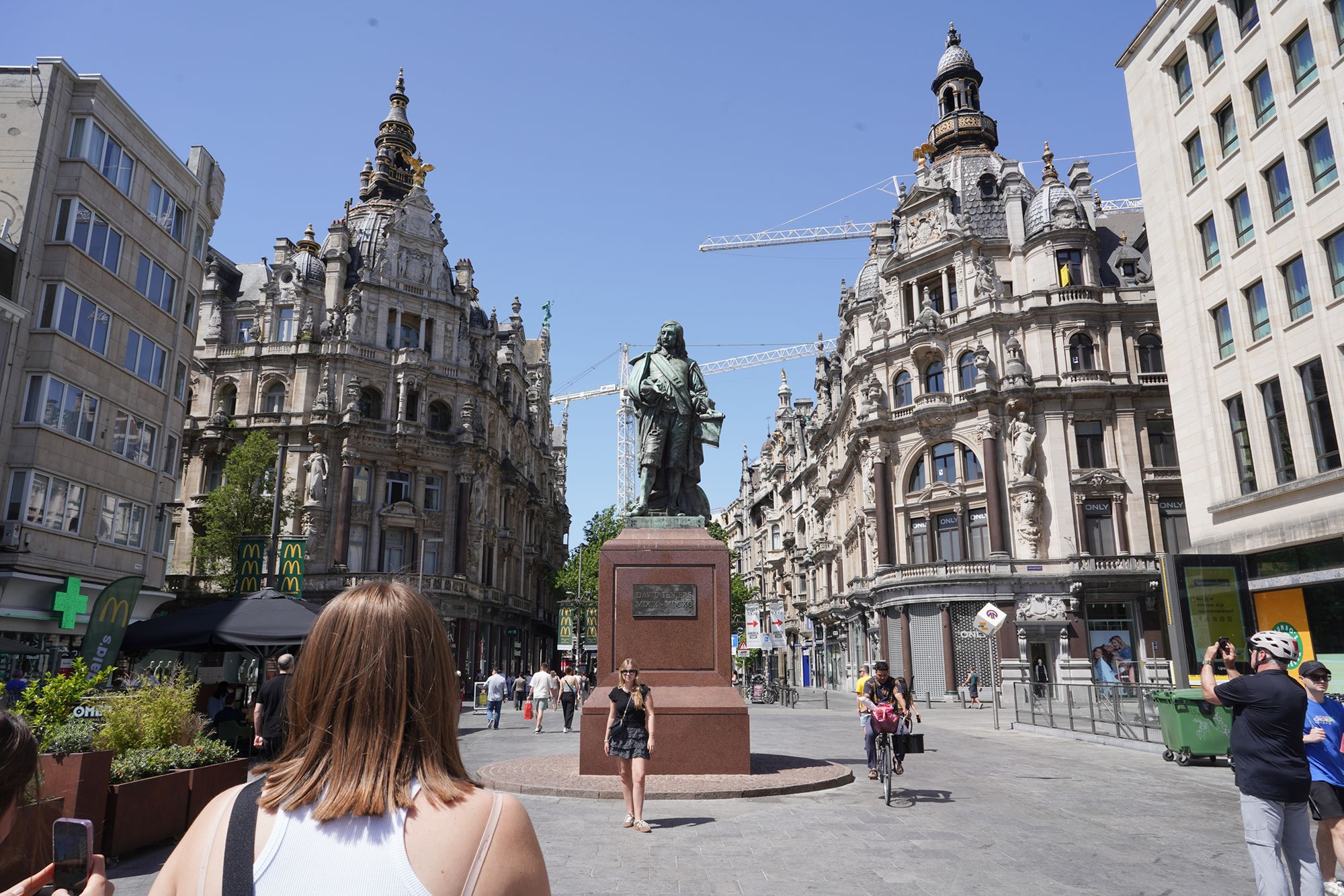 Antwerp Day Trip (17)
