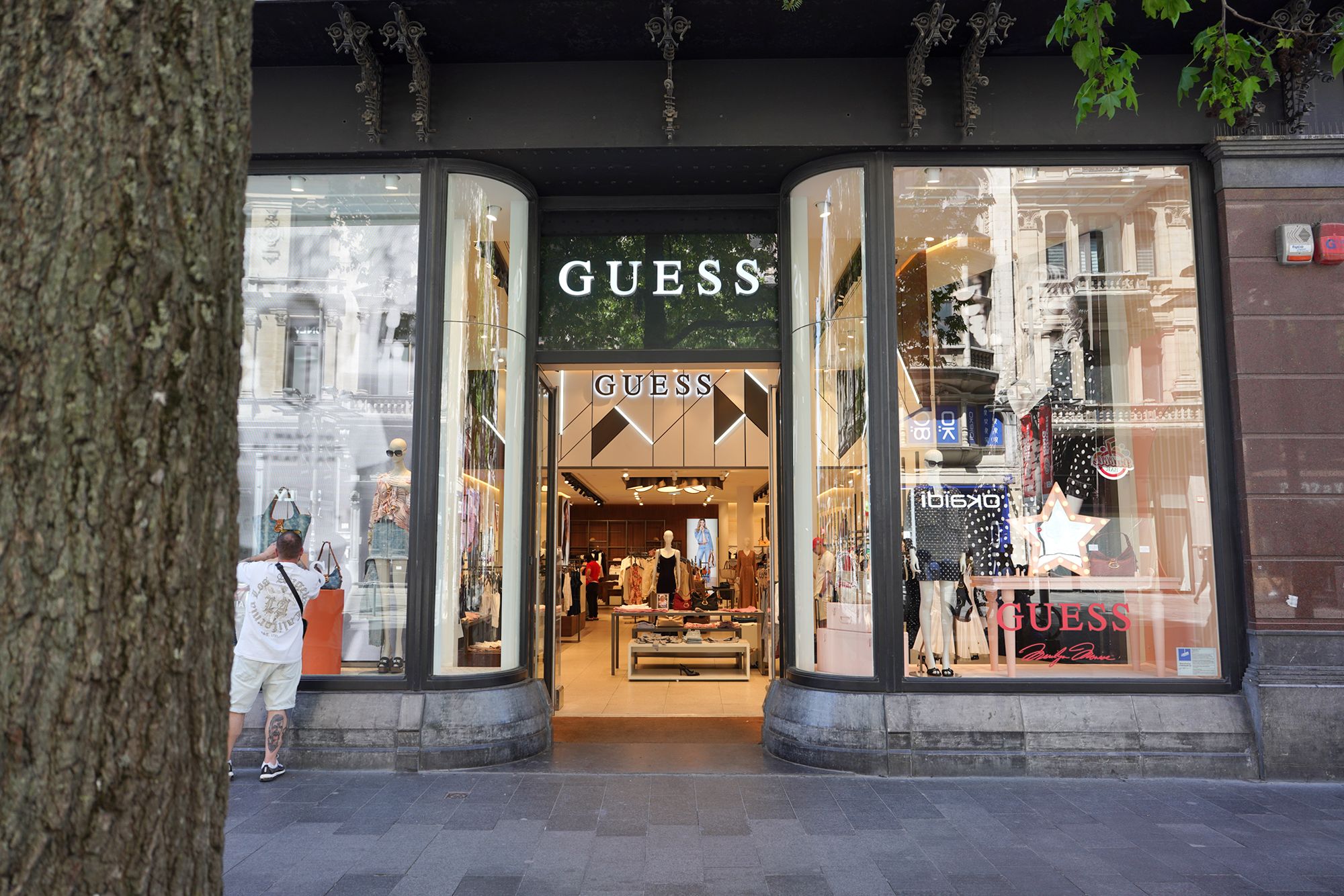 Antwerp Day Trip (22)