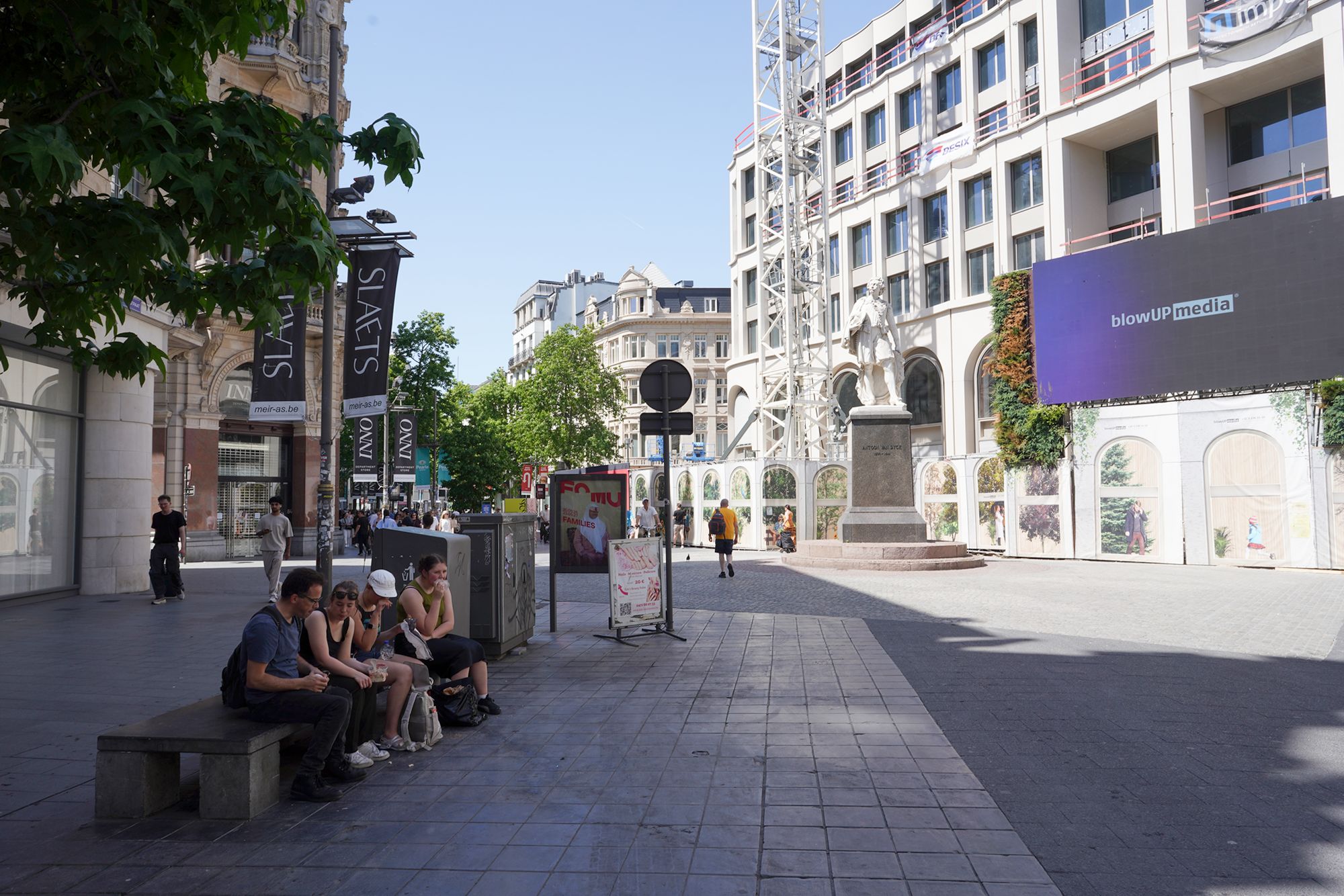 Antwerp Day Trip (23)