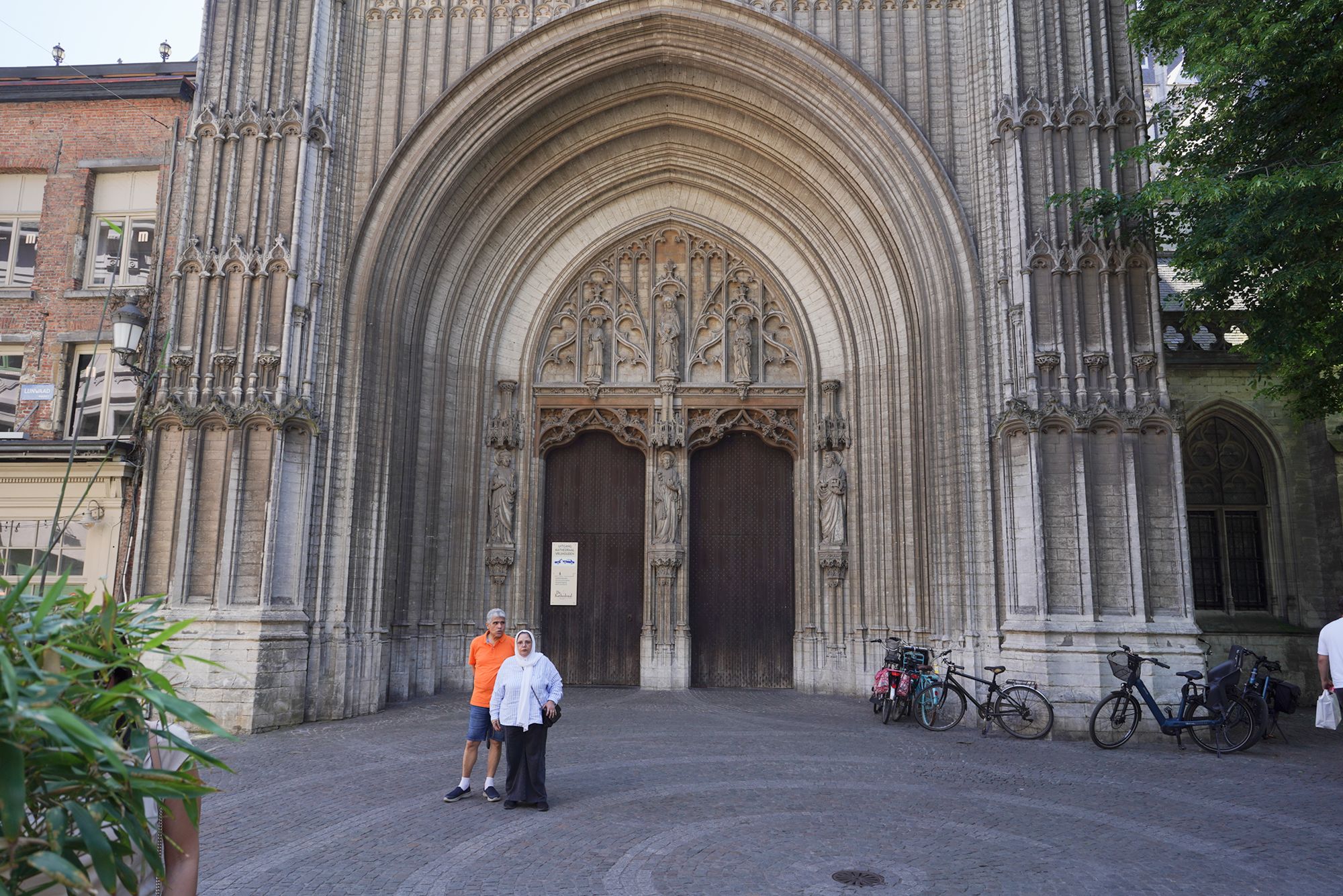 Antwerp Day Trip (42)