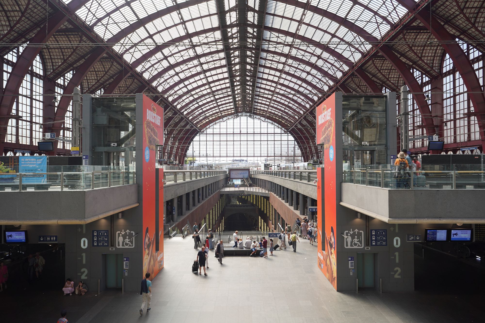 Antwerp Day Trip (5)