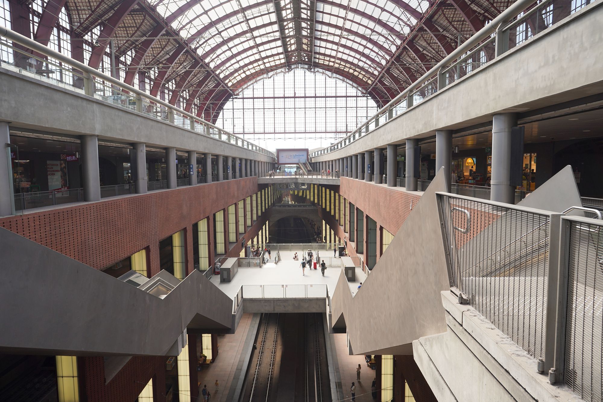Antwerp Day Trip (6)