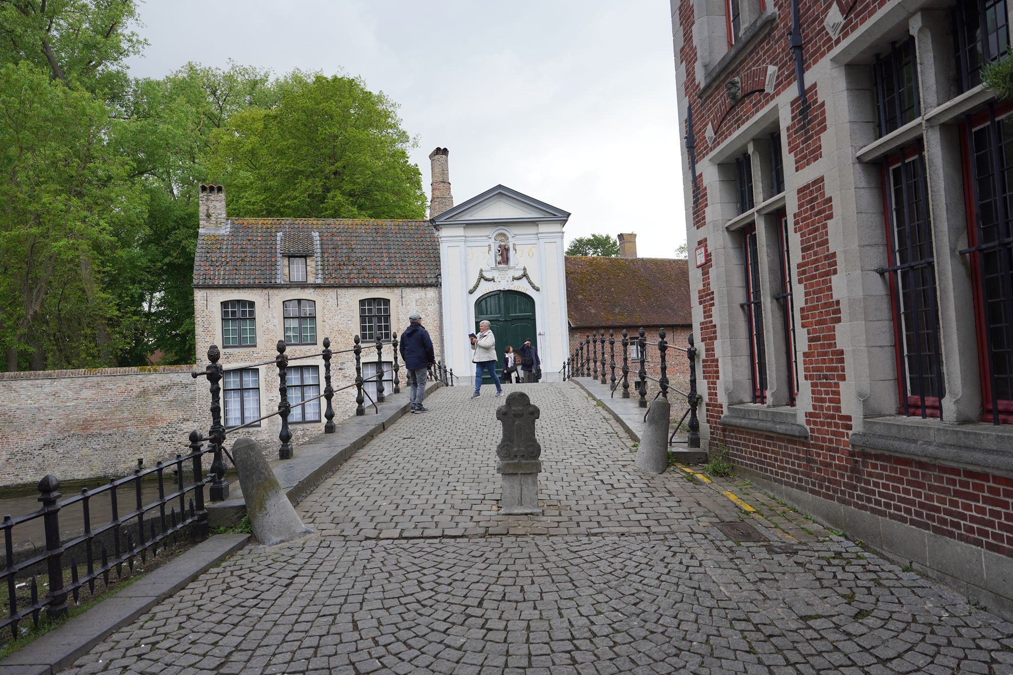 Bruge Walk II (16)