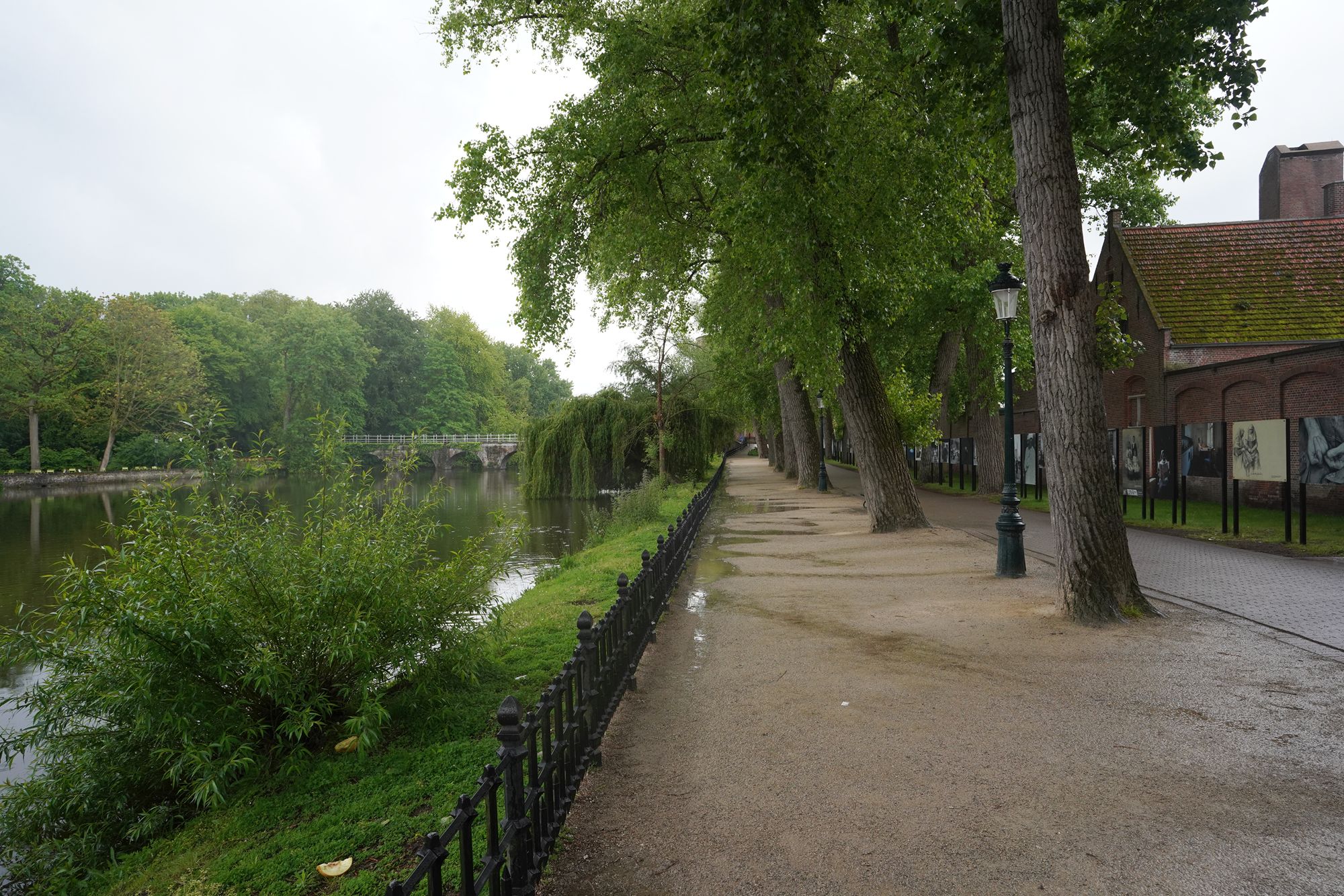 Bruge Walk II (44)