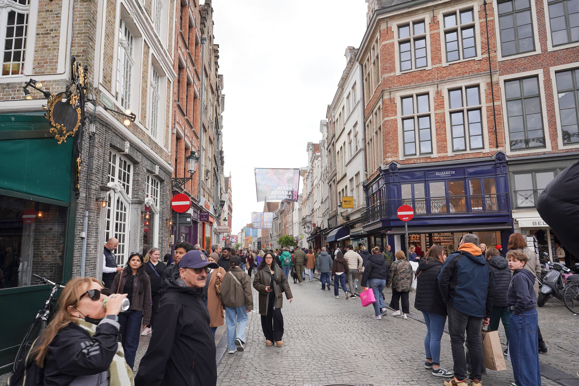 Bruges Walk I (107)