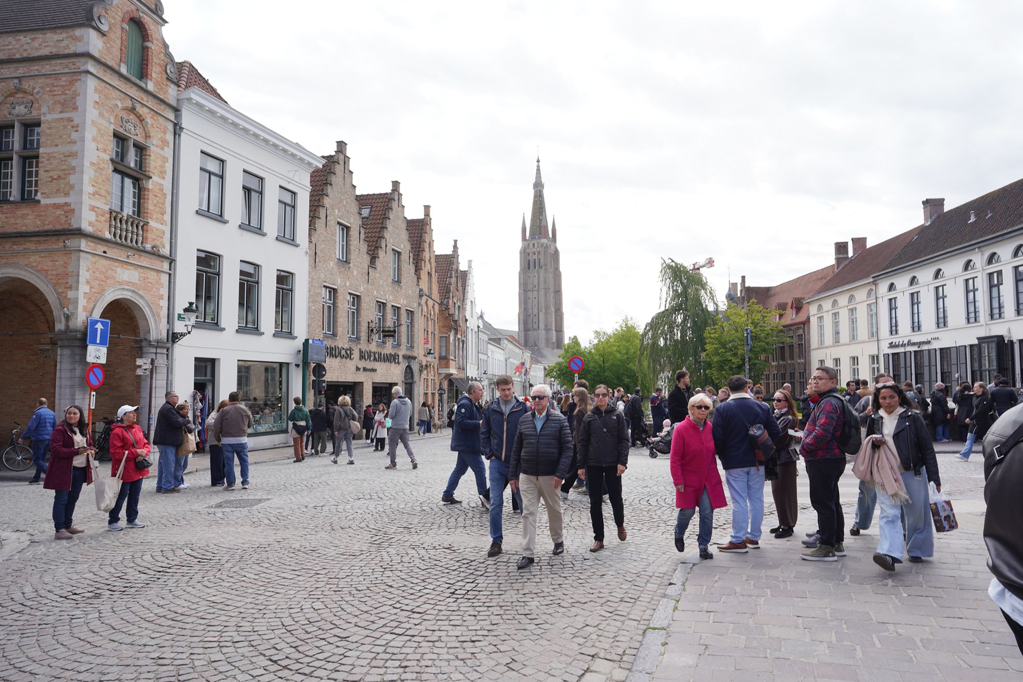 Bruges Walk I (25)