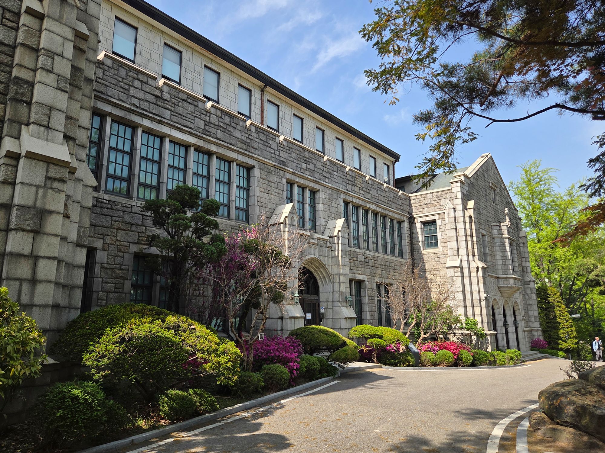 Ewha Womans University (27)