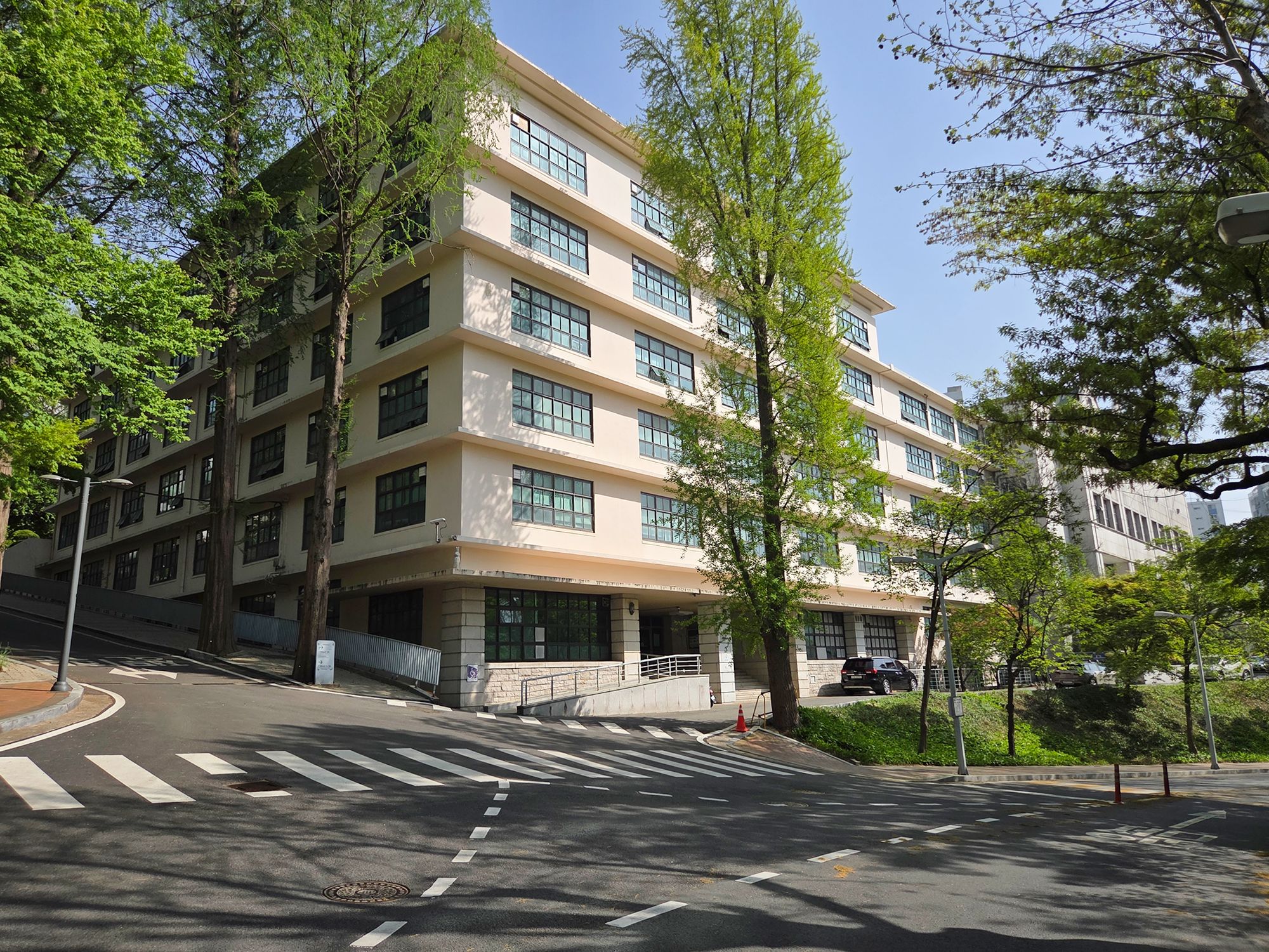 Ewha Womans University (34)