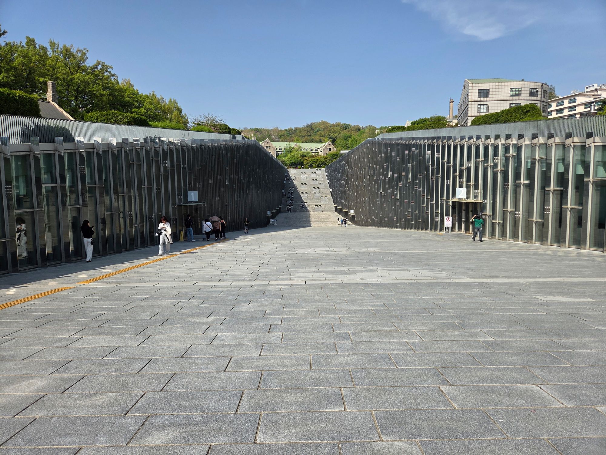 Ewha Womans University (37)