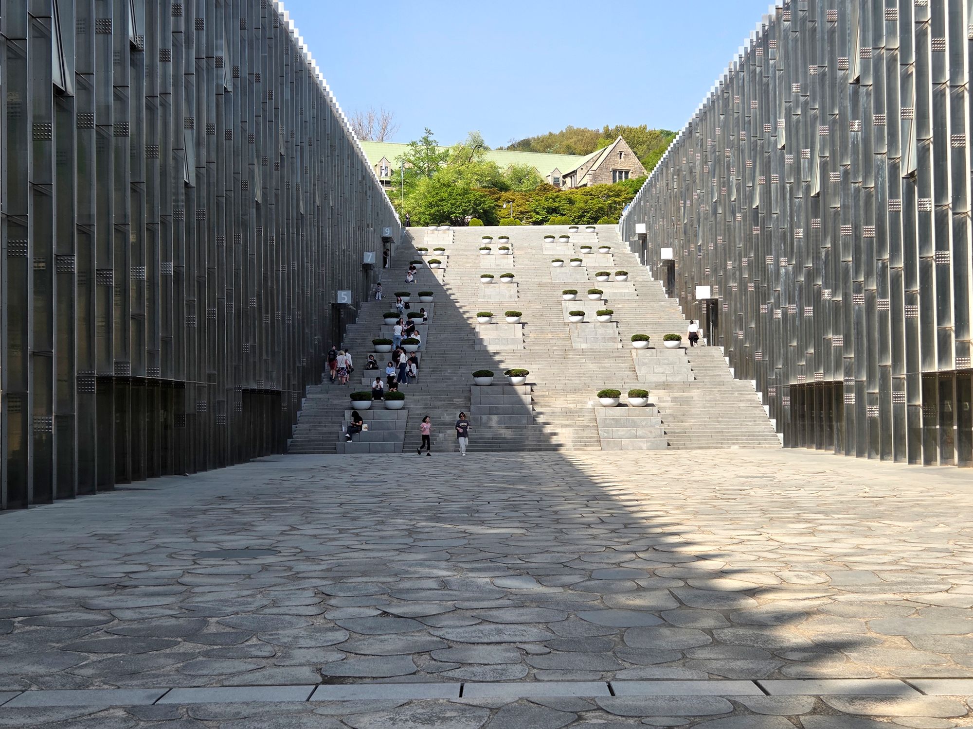 Ewha Womans University (39)