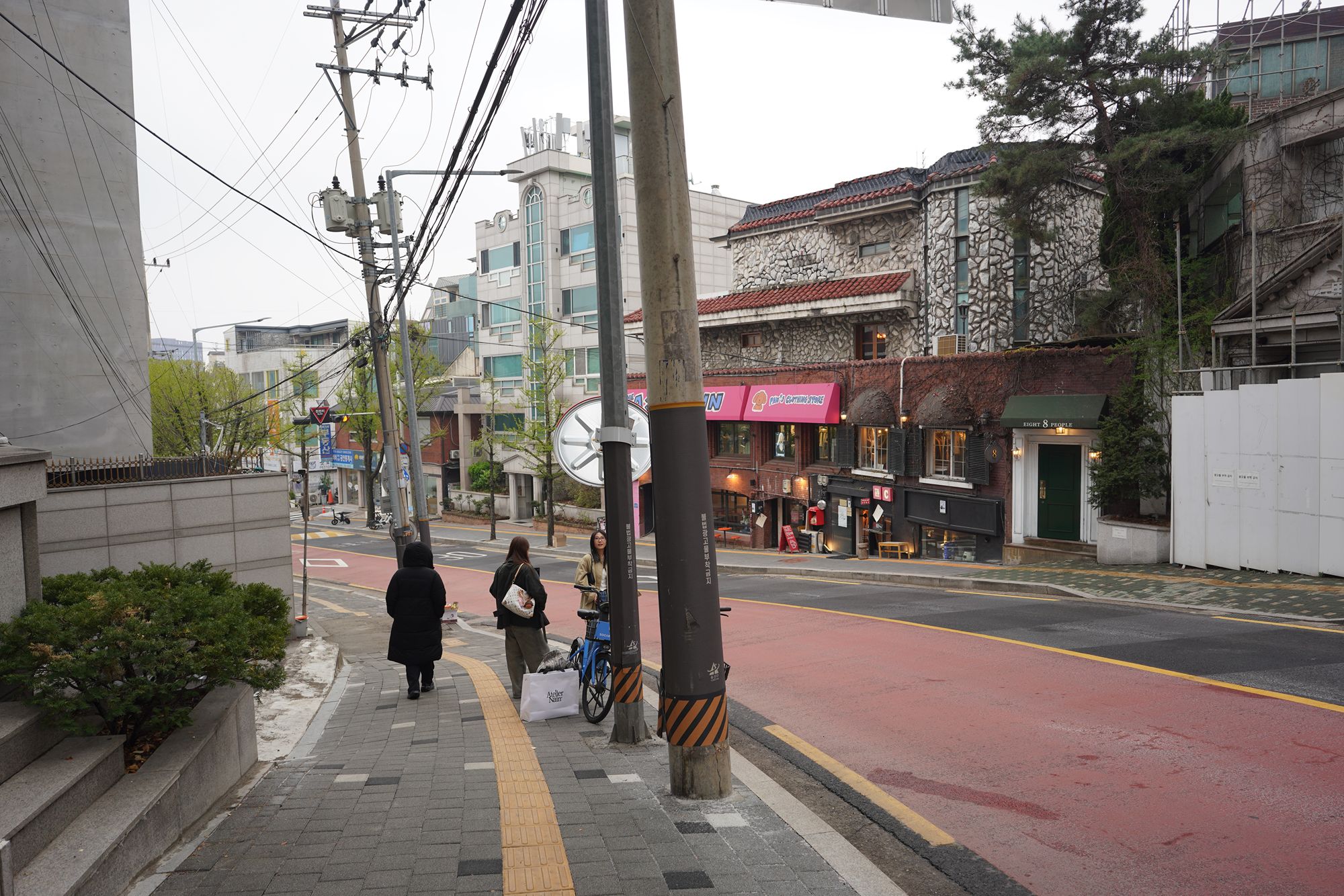 Hannam-dong Walk (89) Hannam-dong Walk (89)