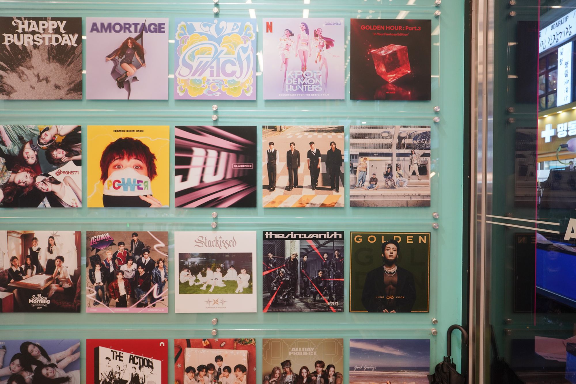 Myeongdong (21) Myeongdong (21)