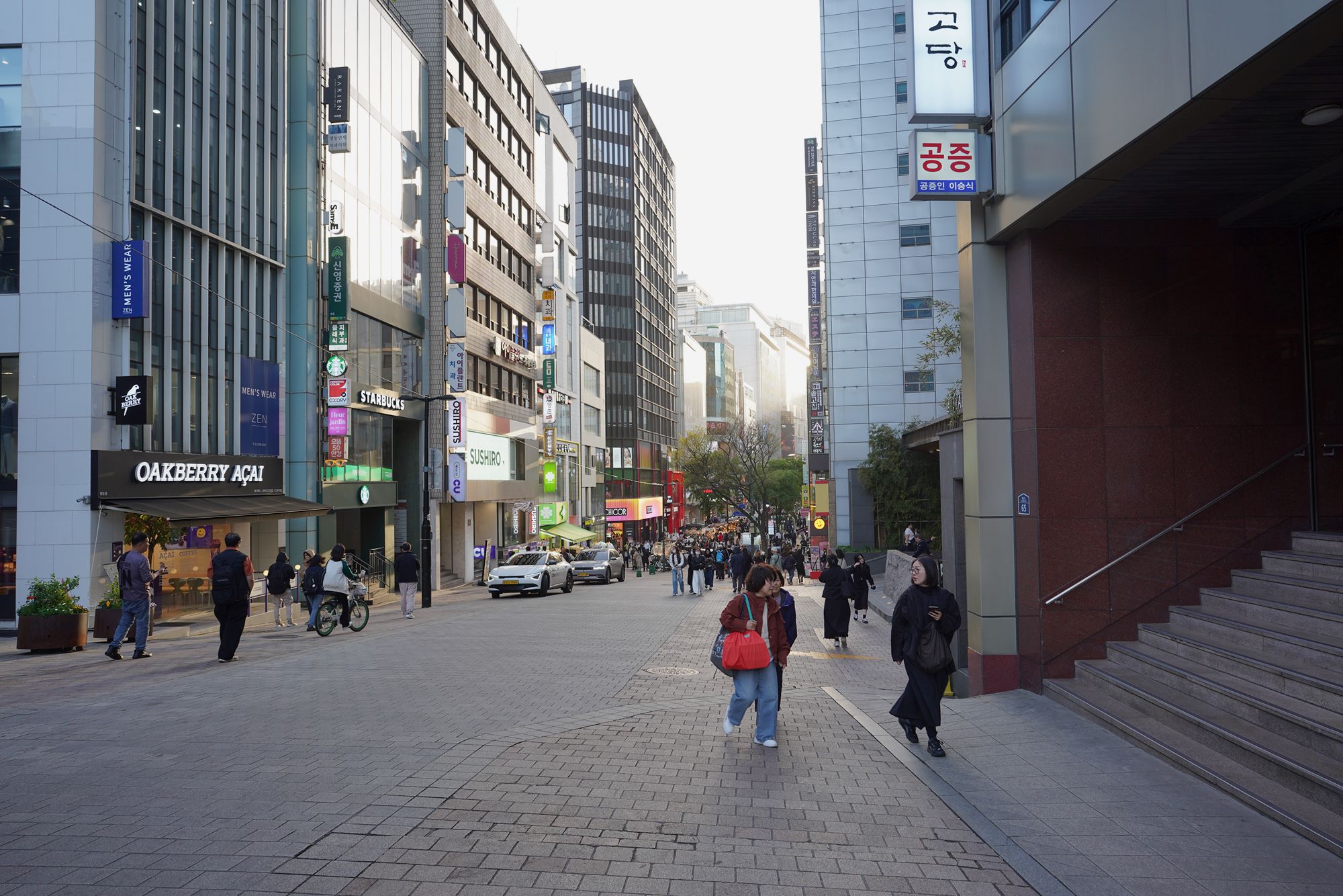 Myeongdong (5) Myeongdong (5)