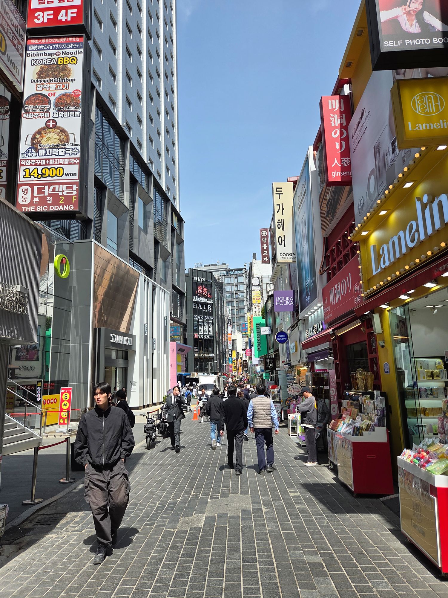 Myeongdong Day Time (18)