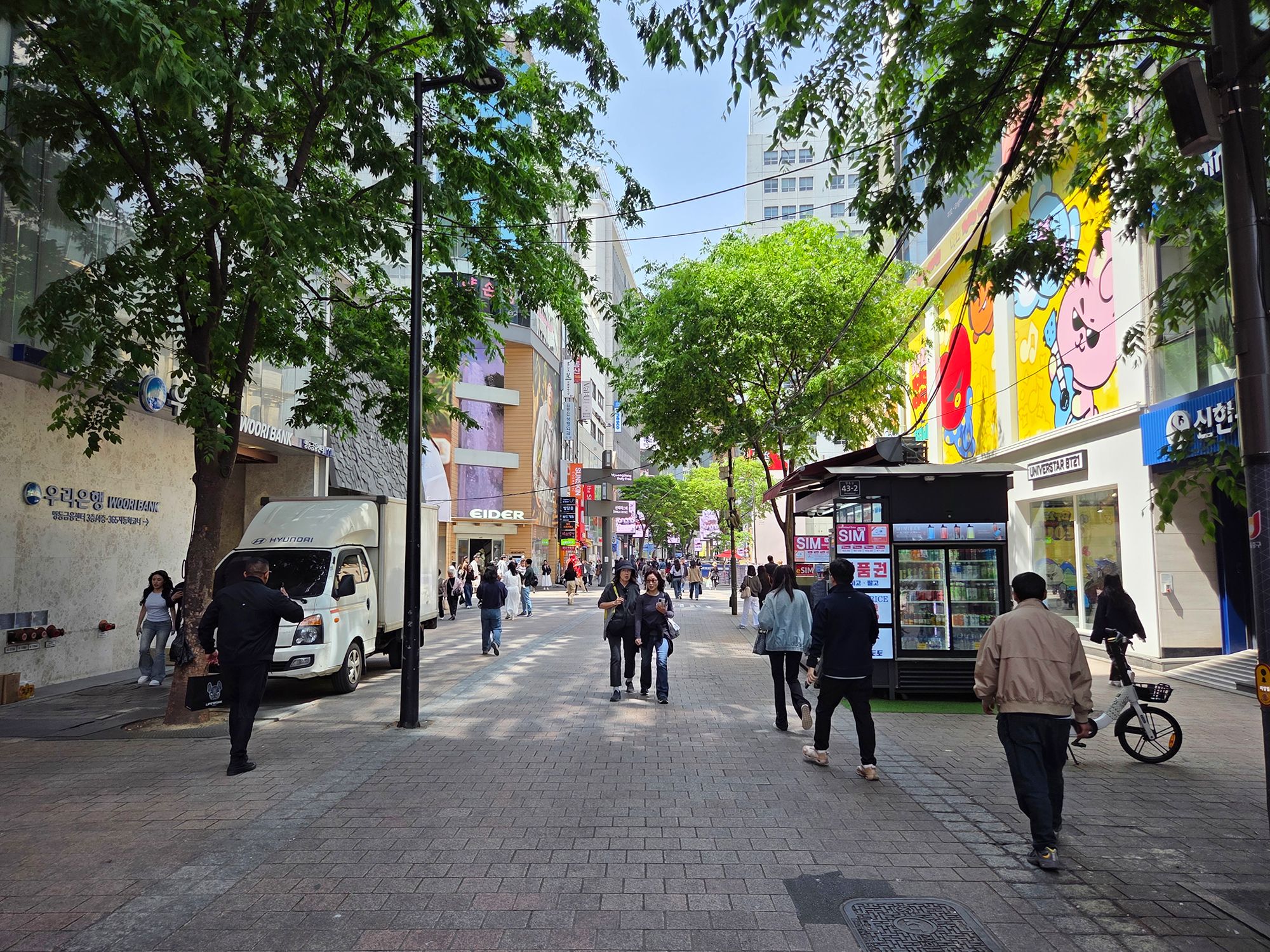 Myeongdong Day Time (22)