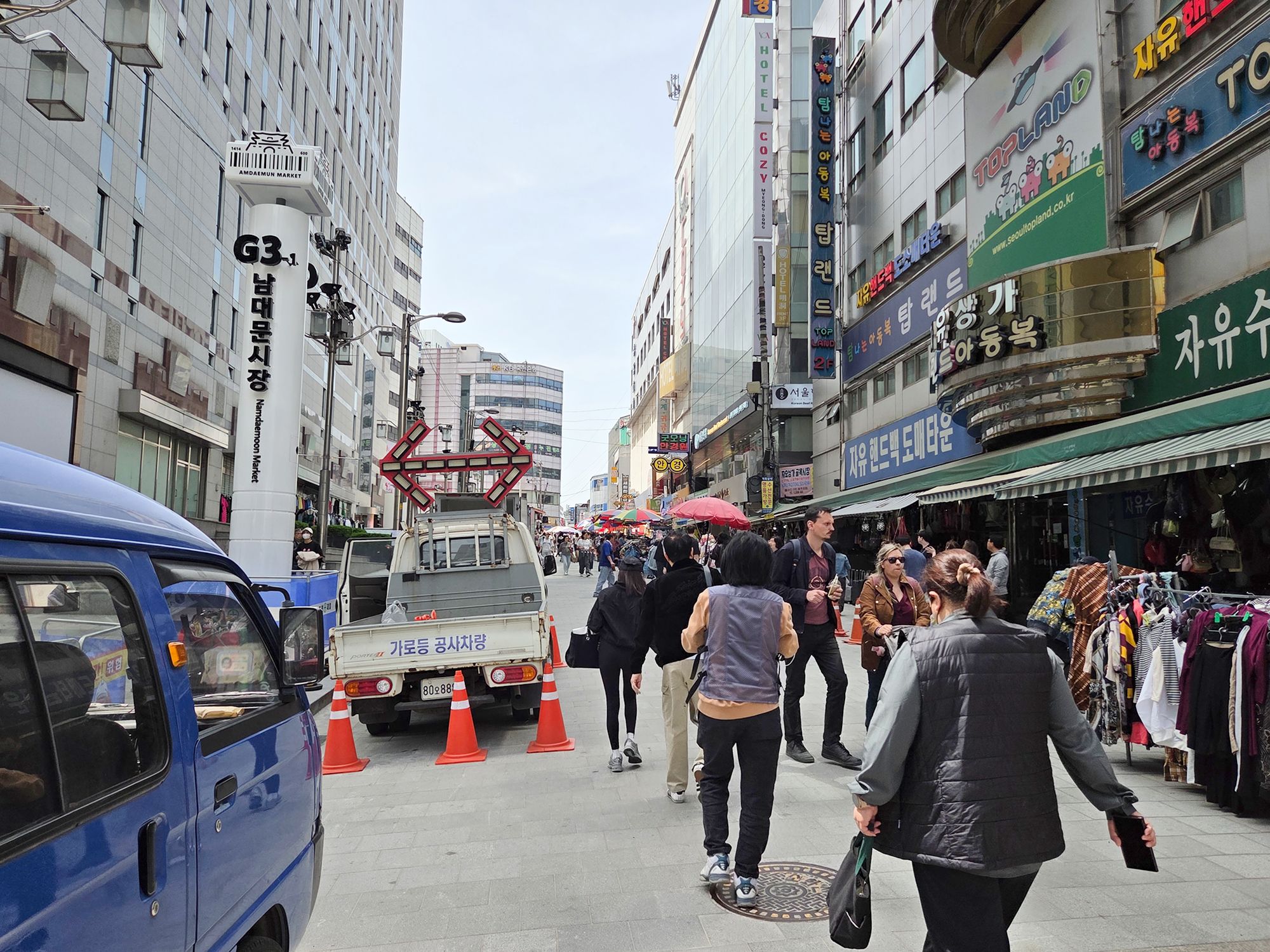 Myeongdong Day Time (66)