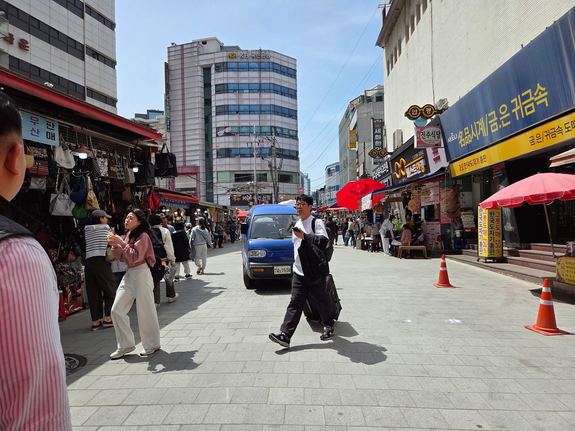 Myeongdong Day Time (68)