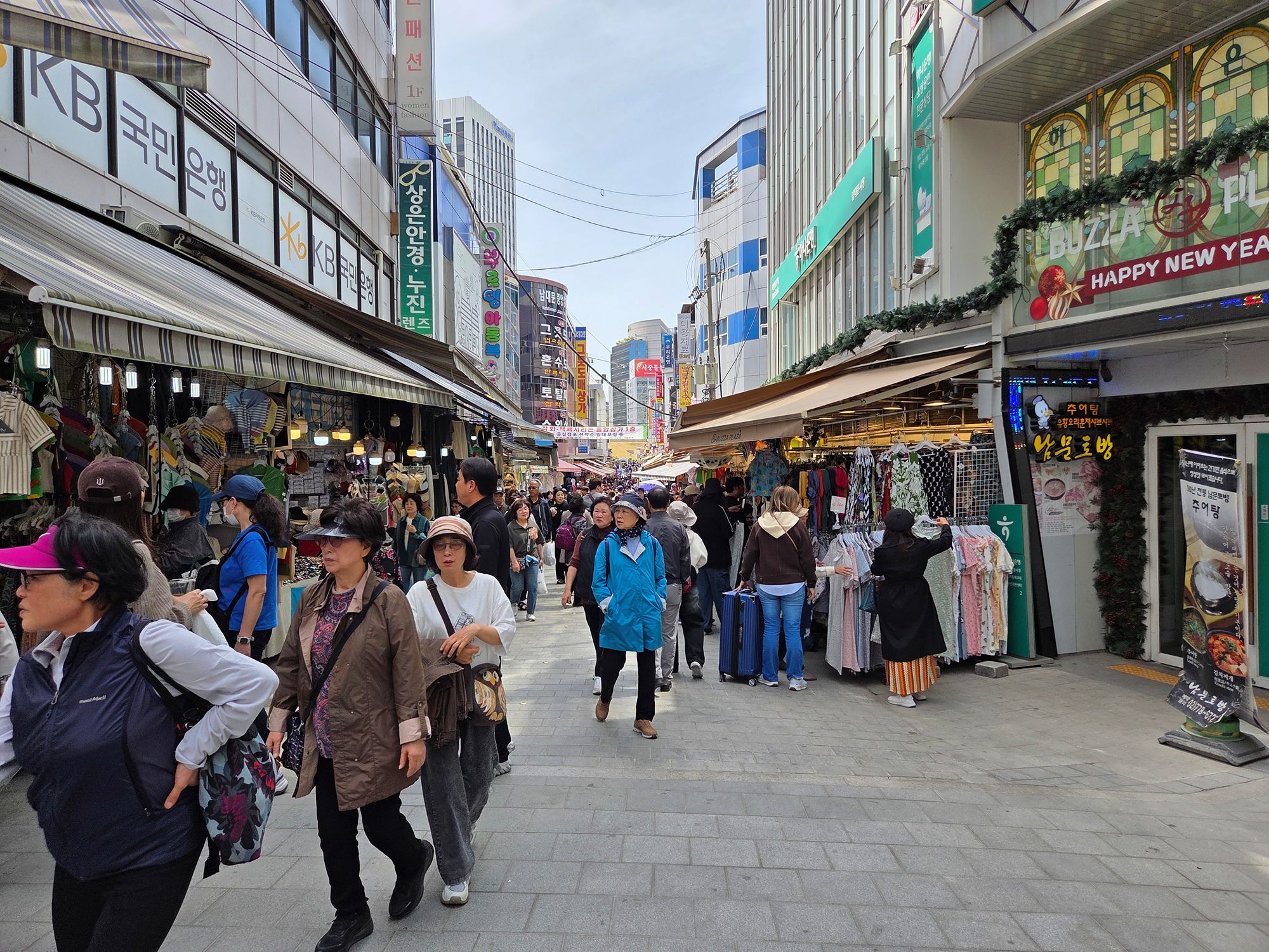 Myeongdong Day Time (79)