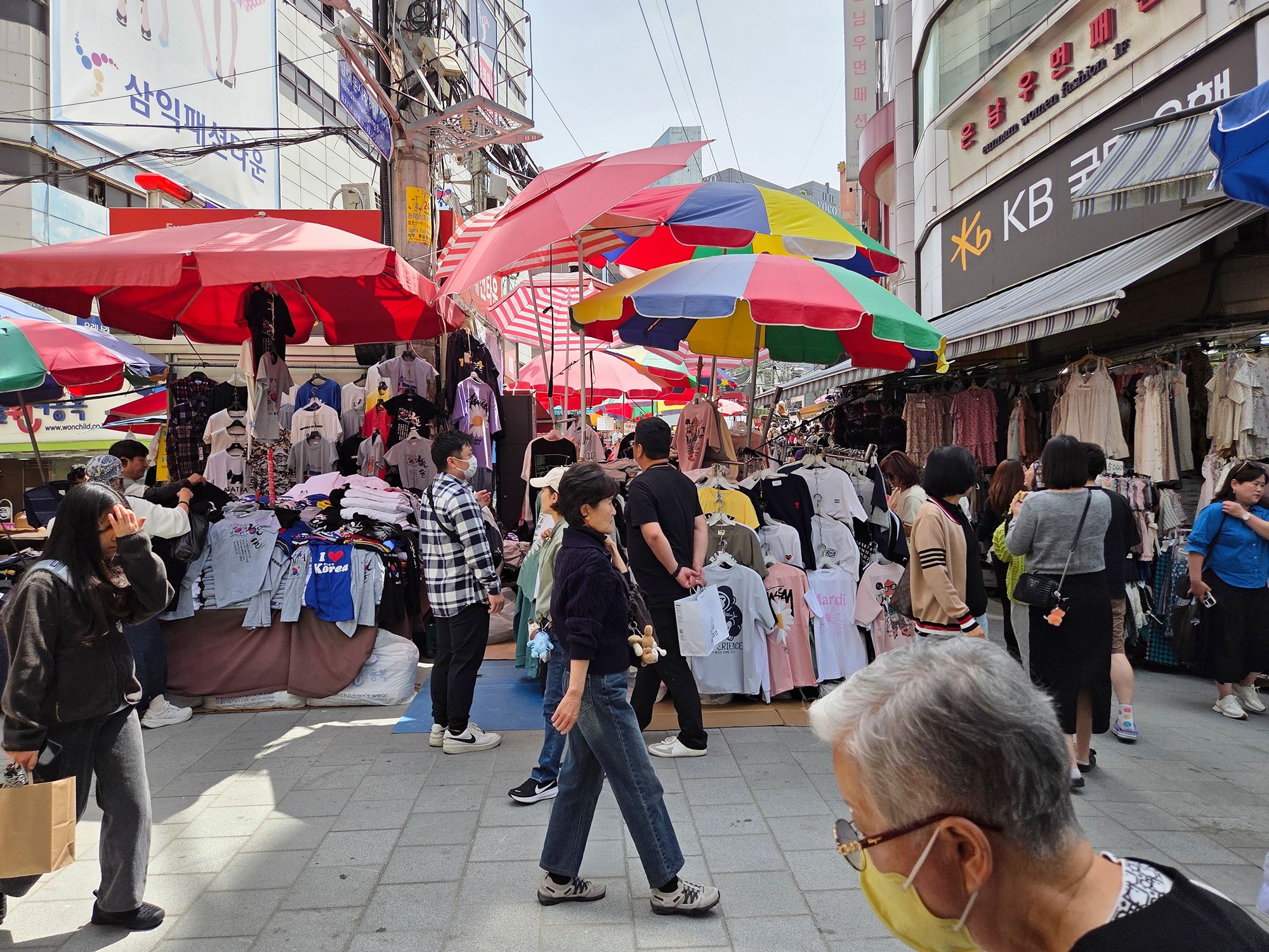 Myeongdong Day Time (80)