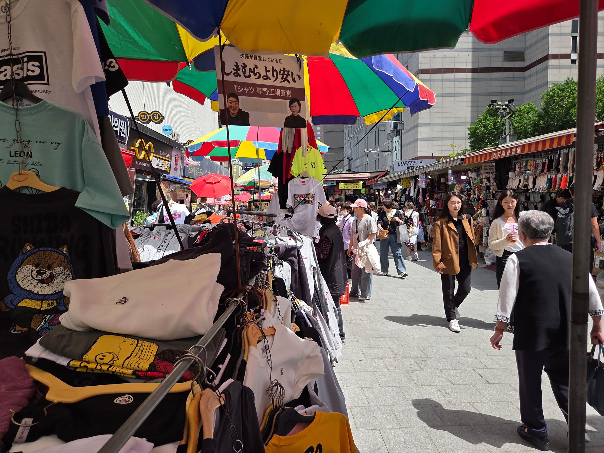 Myeongdong Day Time (81)