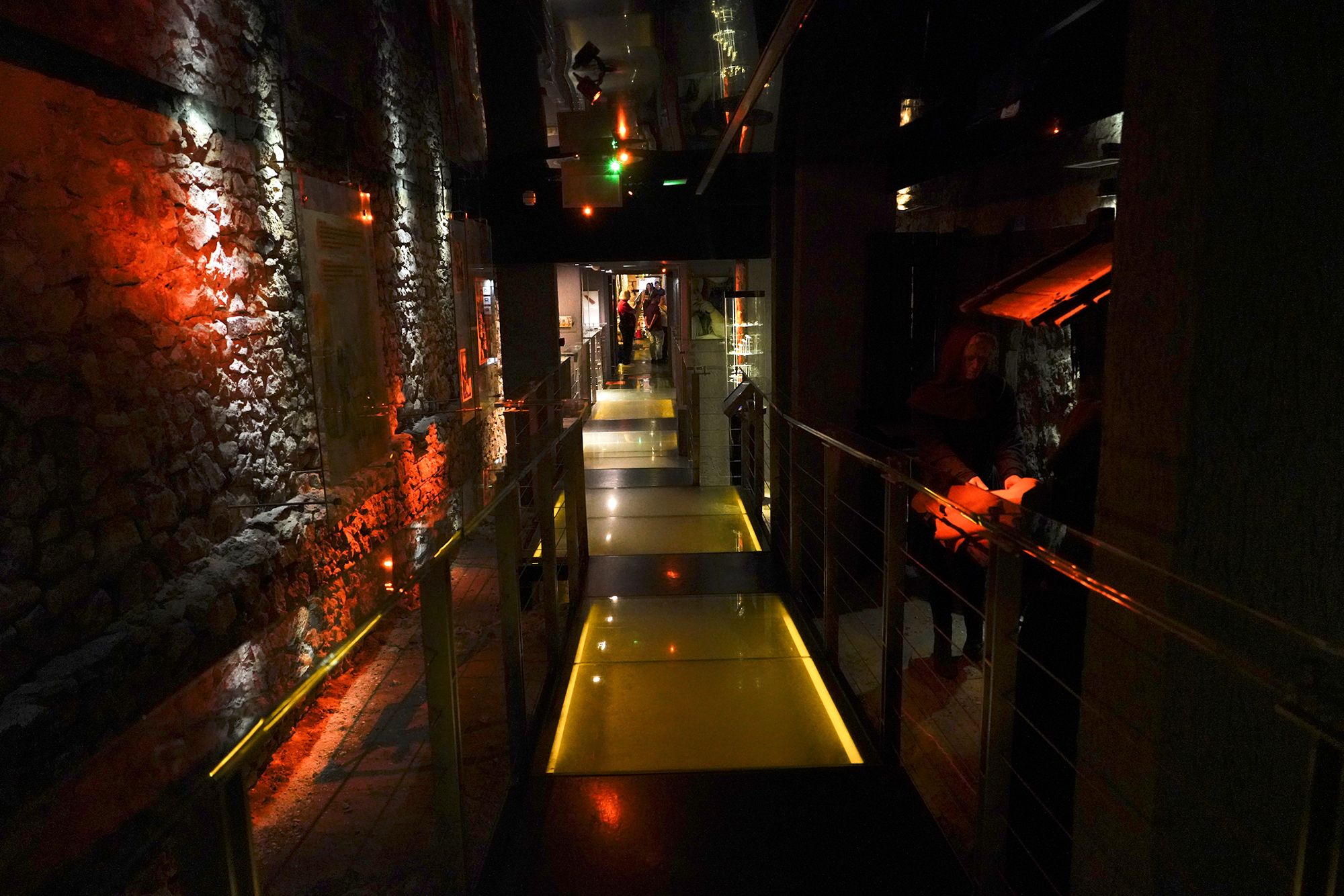 Underground Museum (98)