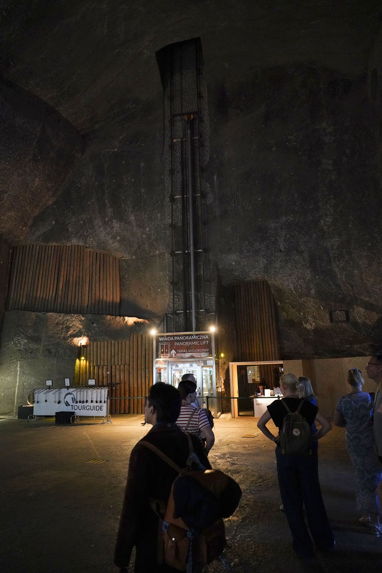 Wieliczka Salt Mine (140) Wieliczka Salt Mine (140)