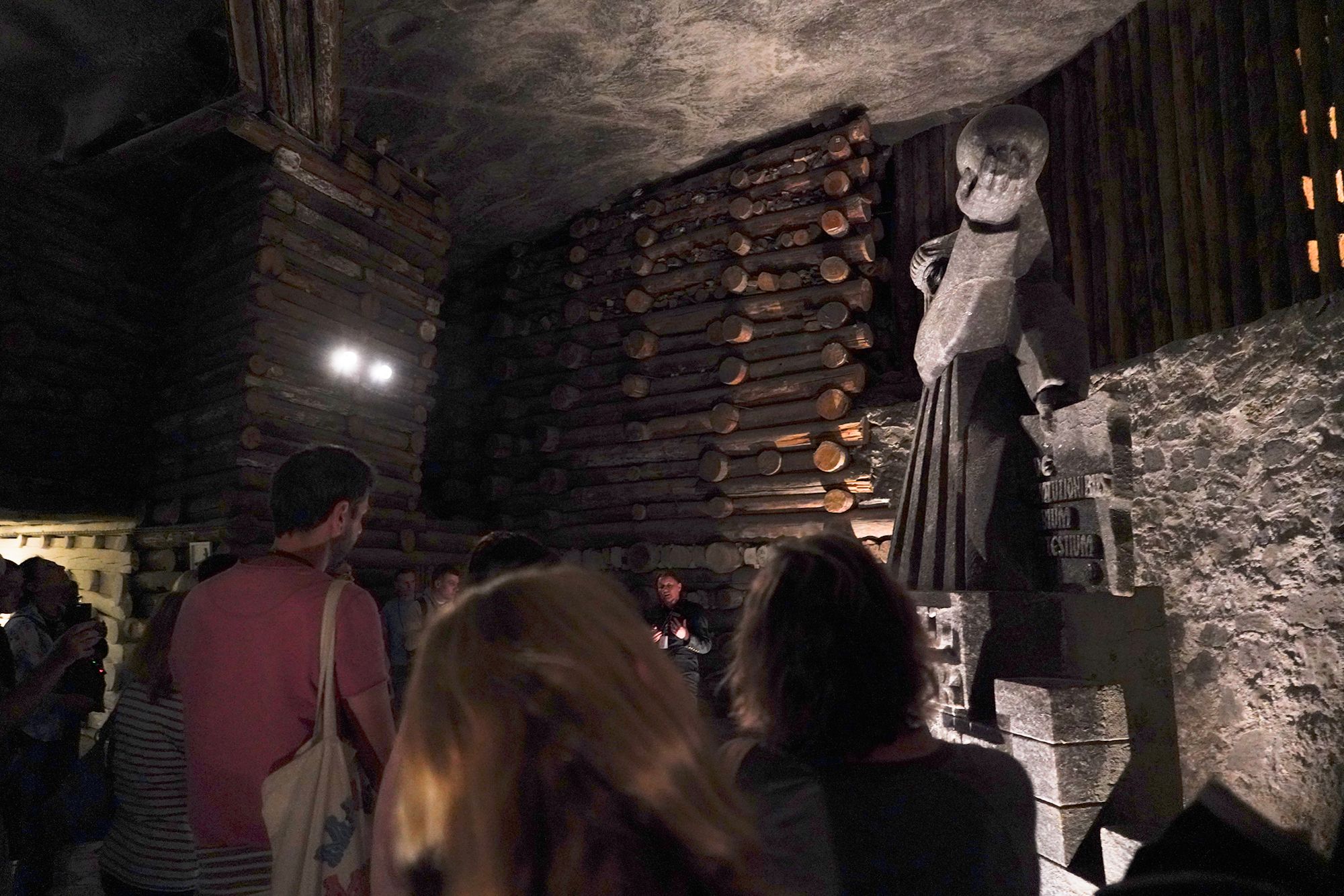 Wieliczka Salt Mine (16) Wieliczka Salt Mine (16)
