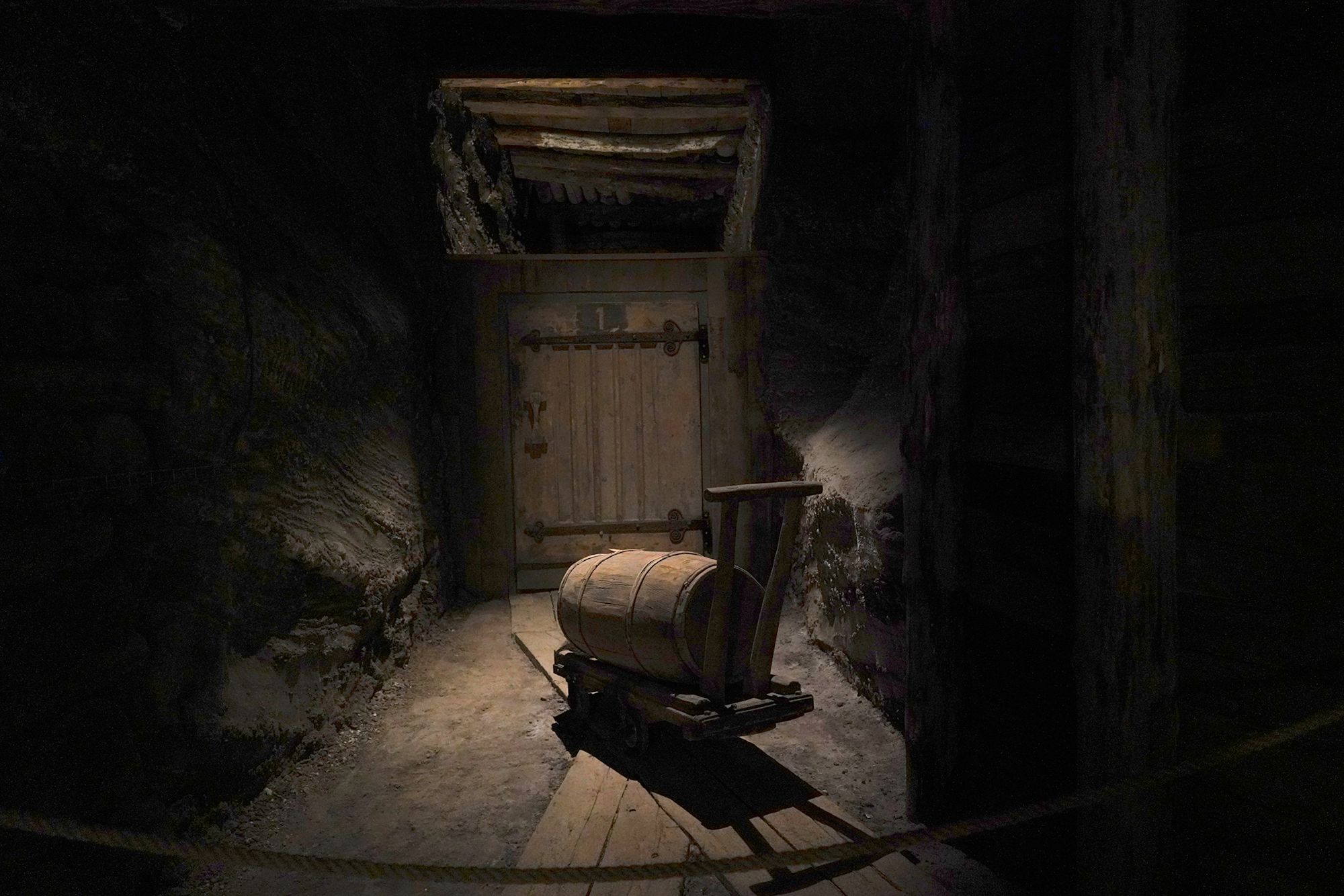 Wieliczka Salt Mine (27) Wieliczka Salt Mine (27)