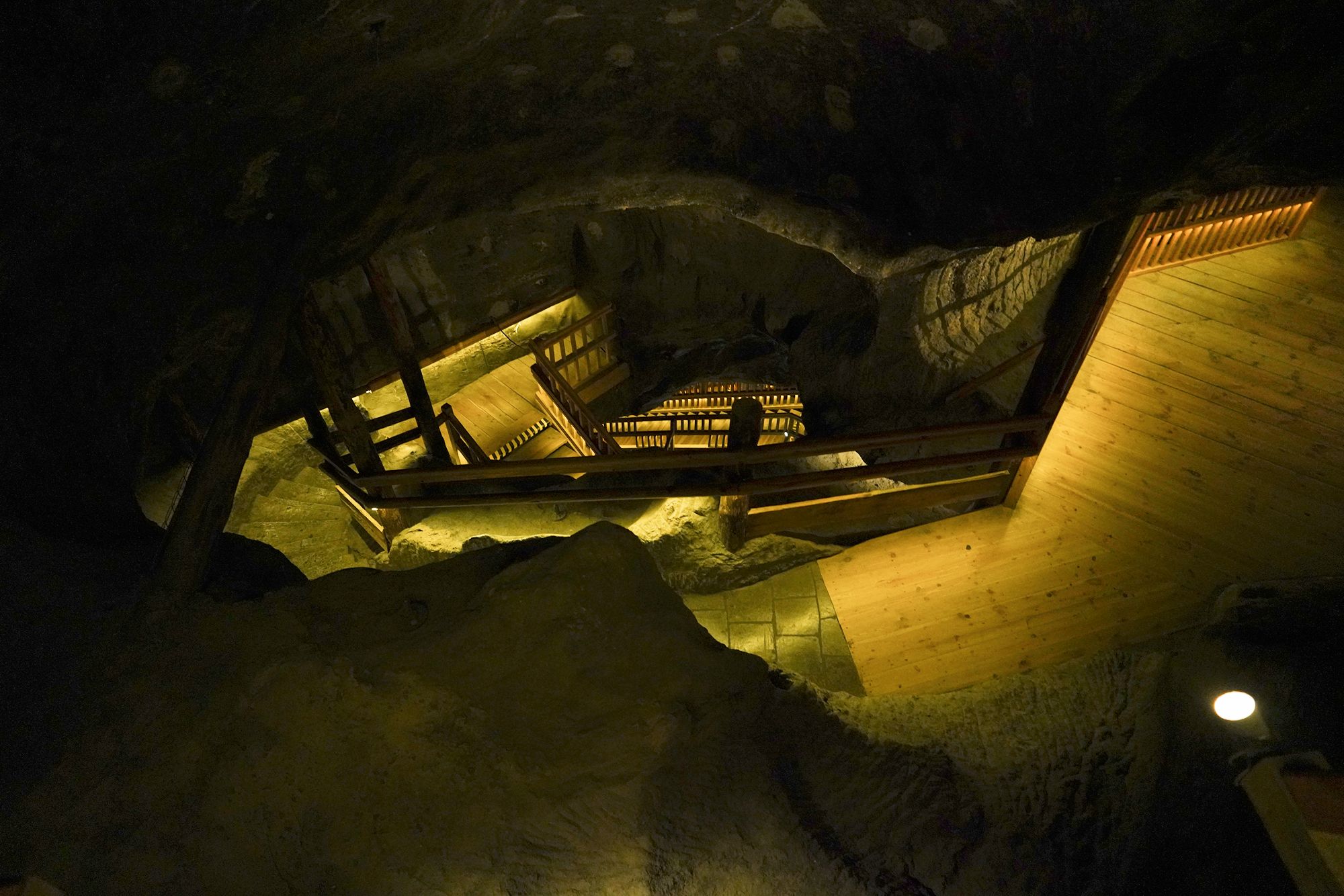 Wieliczka Salt Mine (56) Wieliczka Salt Mine (56)