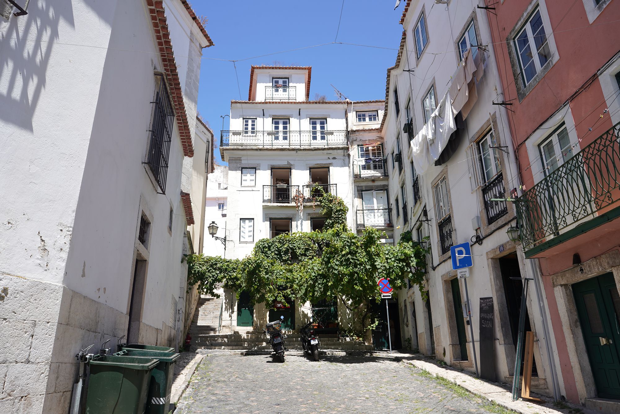 Lisbon Walk I (9) Lisbon Walk I (9)