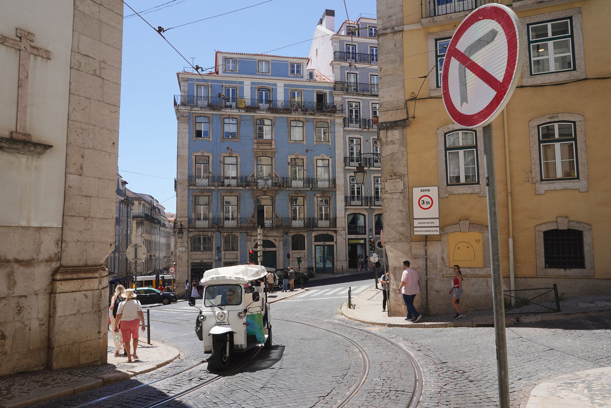 Lisbon Walk II (14) Lisbon Walk II (14)